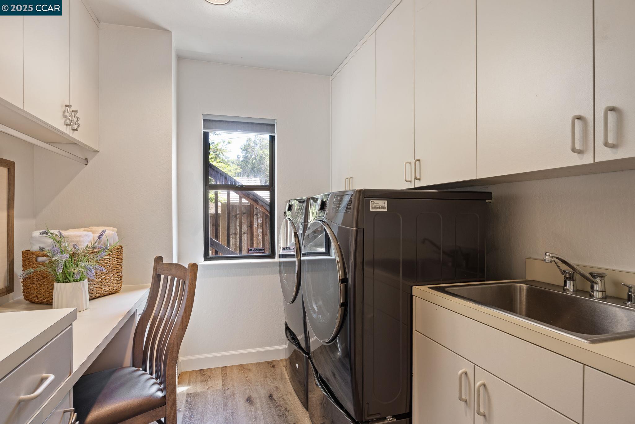 Detail Gallery Image 14 of 42 For 1834 Ivanhoe Ave, Lafayette,  CA 94549 - 5 Beds | 4 Baths