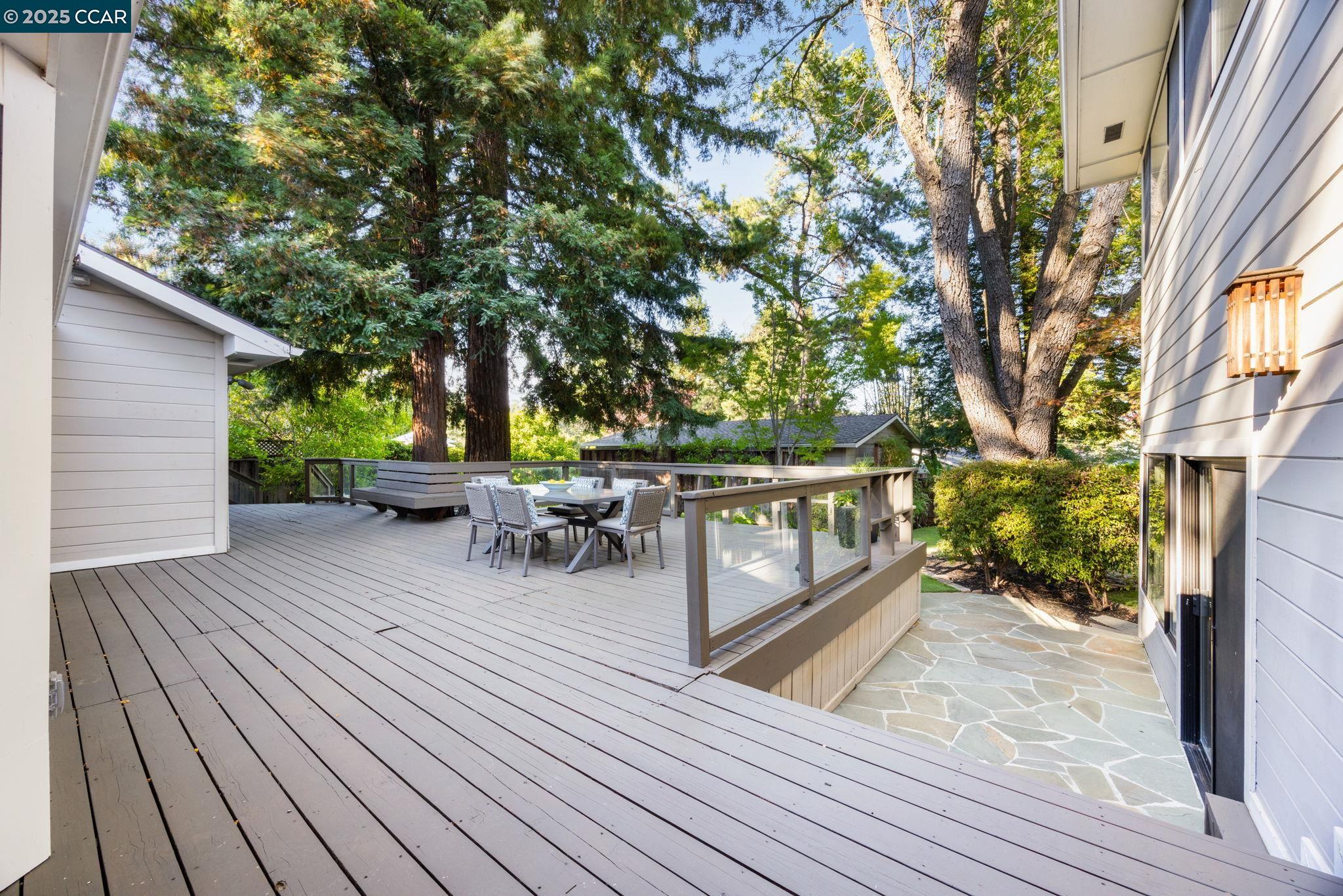 Detail Gallery Image 29 of 42 For 1834 Ivanhoe Ave, Lafayette,  CA 94549 - 5 Beds | 4 Baths