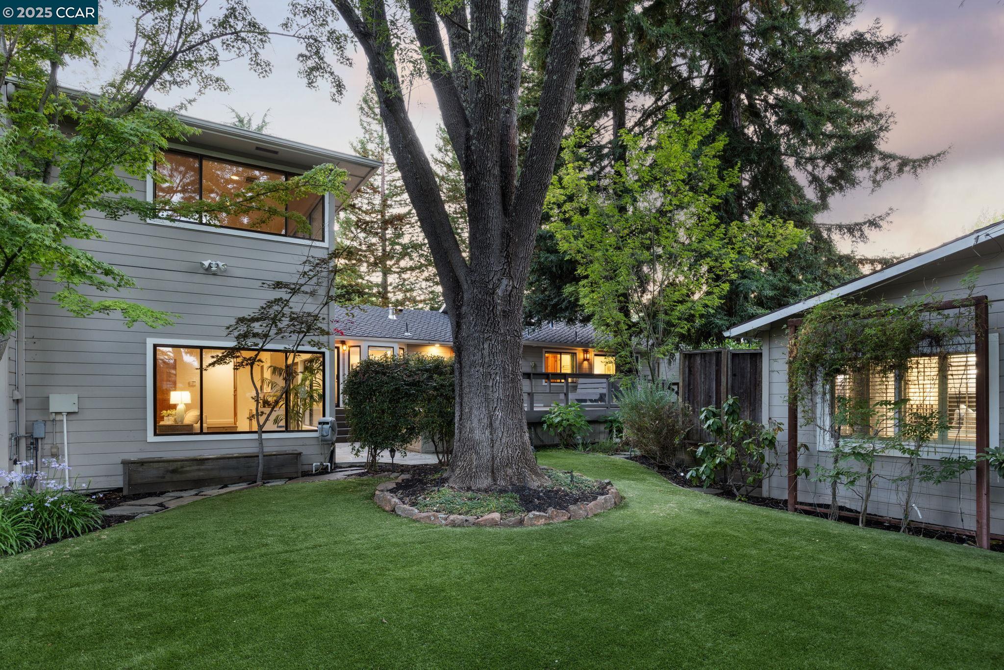 Detail Gallery Image 32 of 42 For 1834 Ivanhoe Ave, Lafayette,  CA 94549 - 5 Beds | 4 Baths