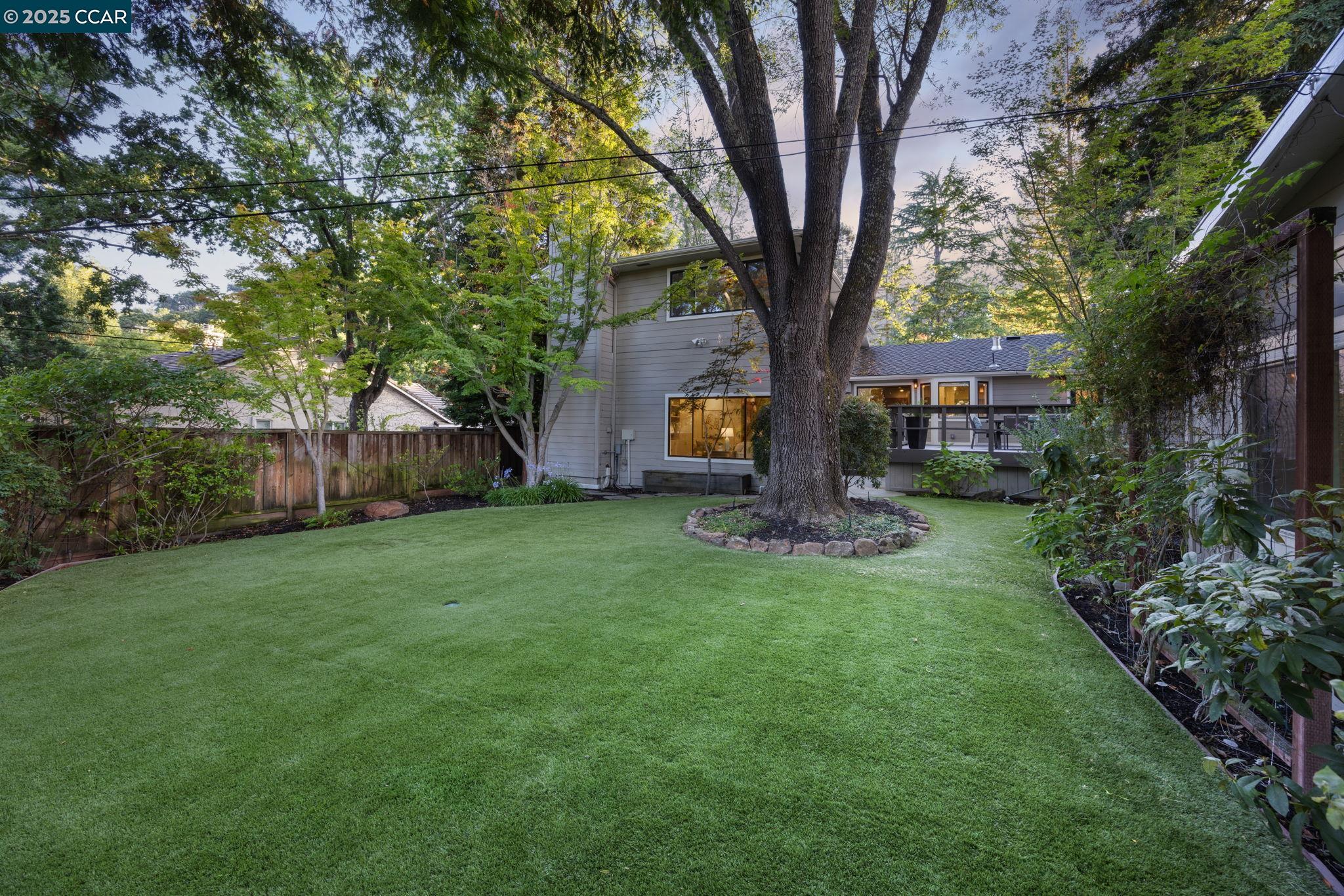 Detail Gallery Image 33 of 42 For 1834 Ivanhoe Ave, Lafayette,  CA 94549 - 5 Beds | 4 Baths