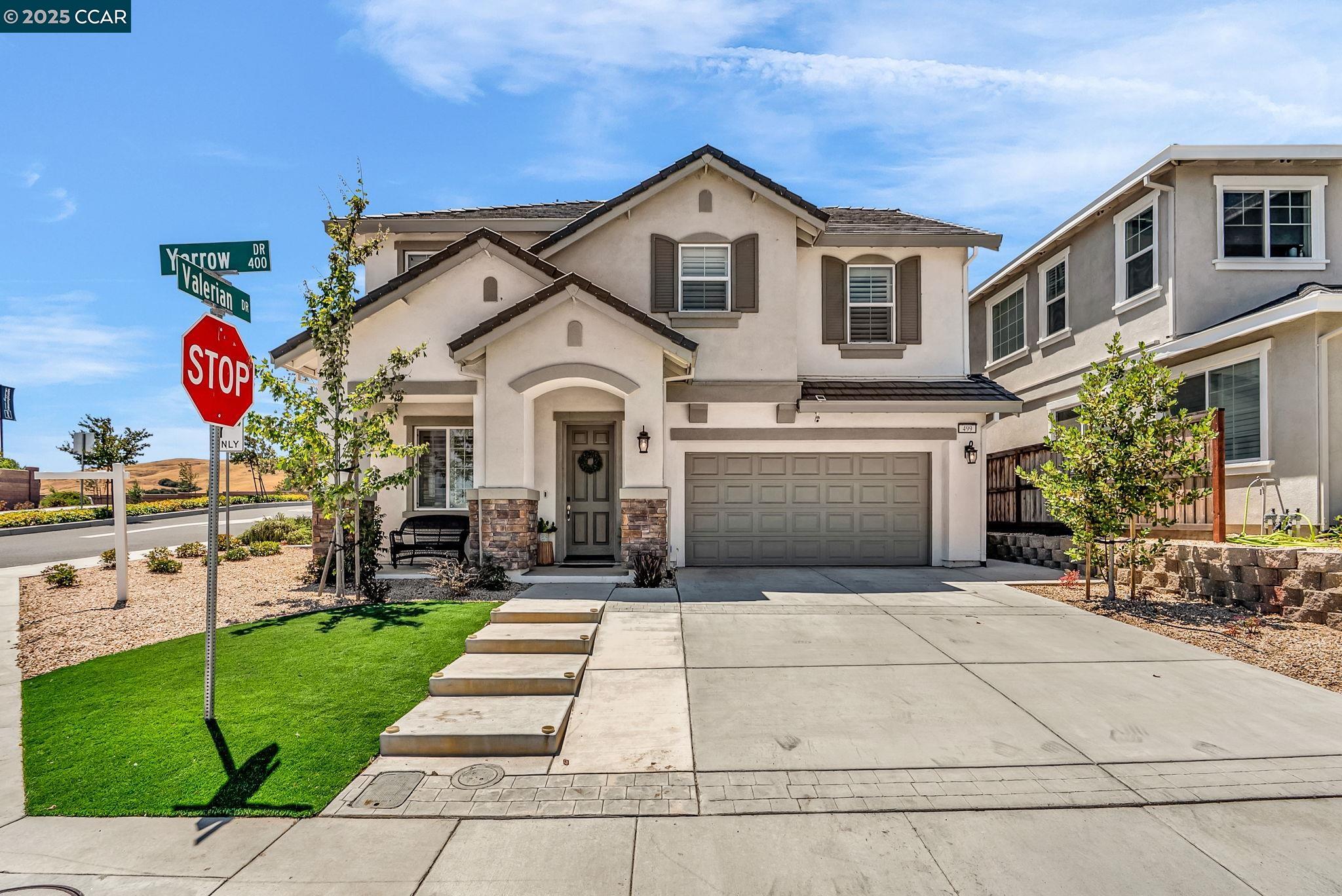 Detail Gallery Image 1 of 59 For 499 Yarrow Dr, Fairfield,  CA 94534 - 4 Beds | 2/1 Baths