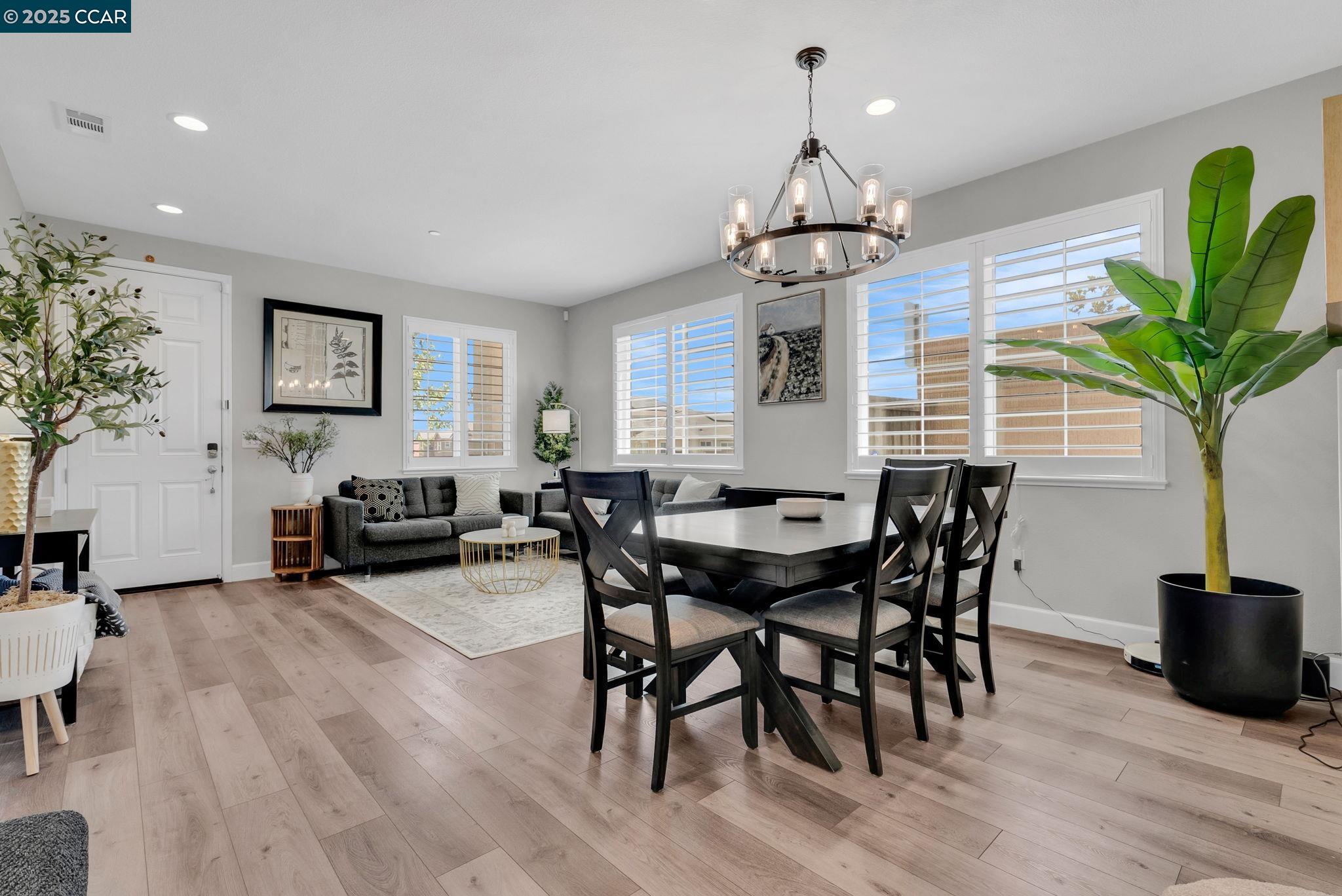 Detail Gallery Image 11 of 59 For 499 Yarrow Dr, Fairfield,  CA 94534 - 4 Beds | 2/1 Baths