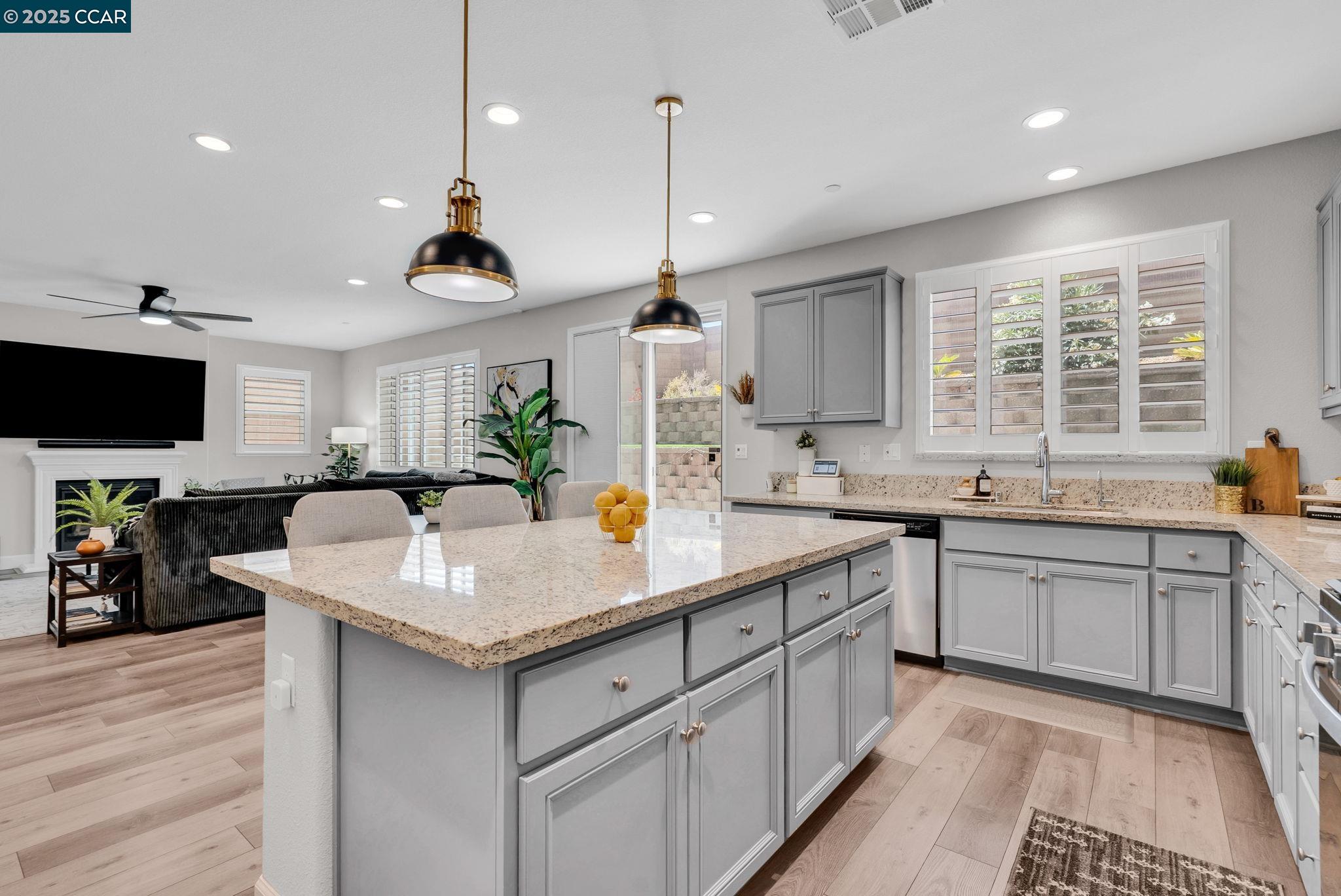 Detail Gallery Image 20 of 59 For 499 Yarrow Dr, Fairfield,  CA 94534 - 4 Beds | 2/1 Baths