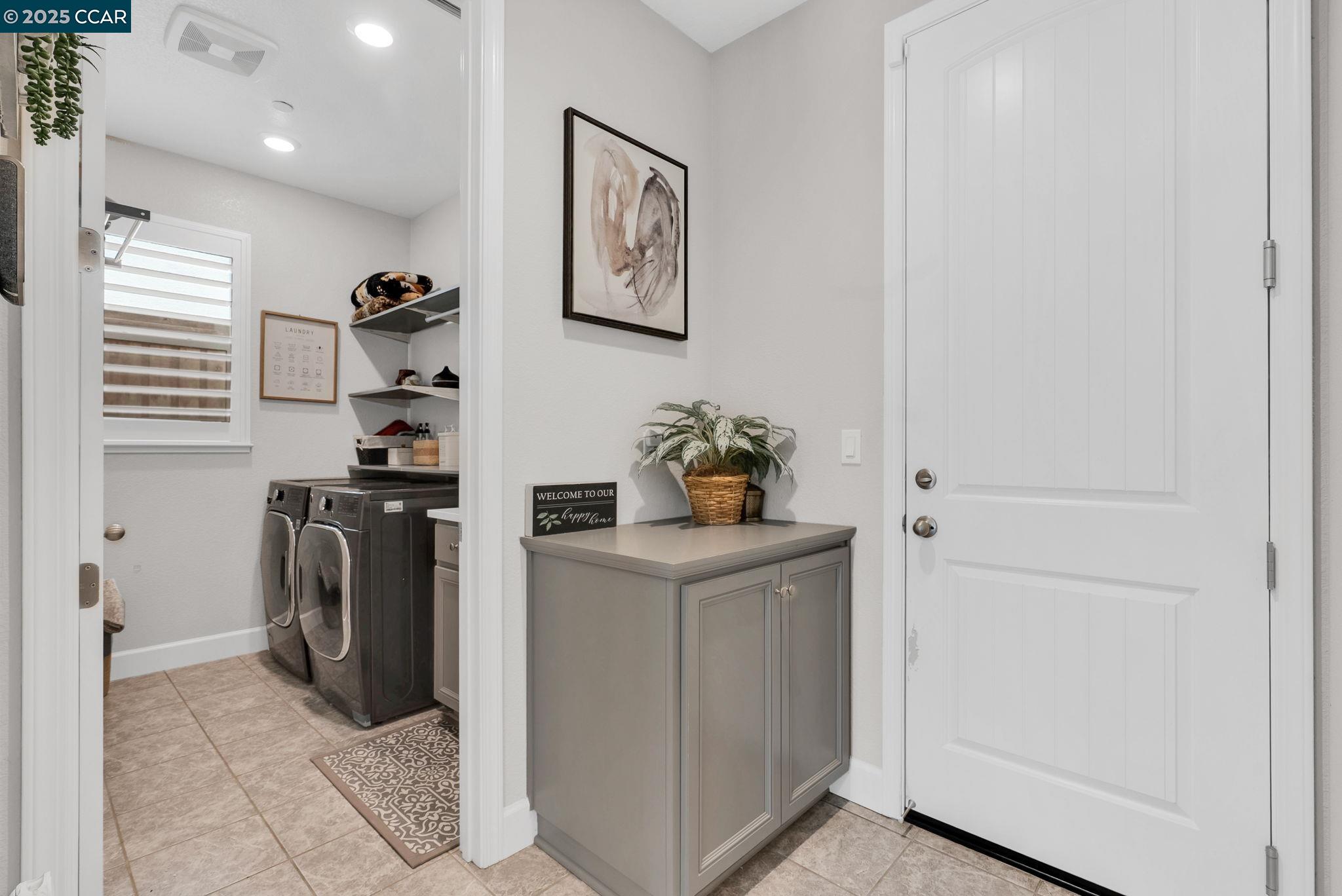 Detail Gallery Image 23 of 59 For 499 Yarrow Dr, Fairfield,  CA 94534 - 4 Beds | 2/1 Baths