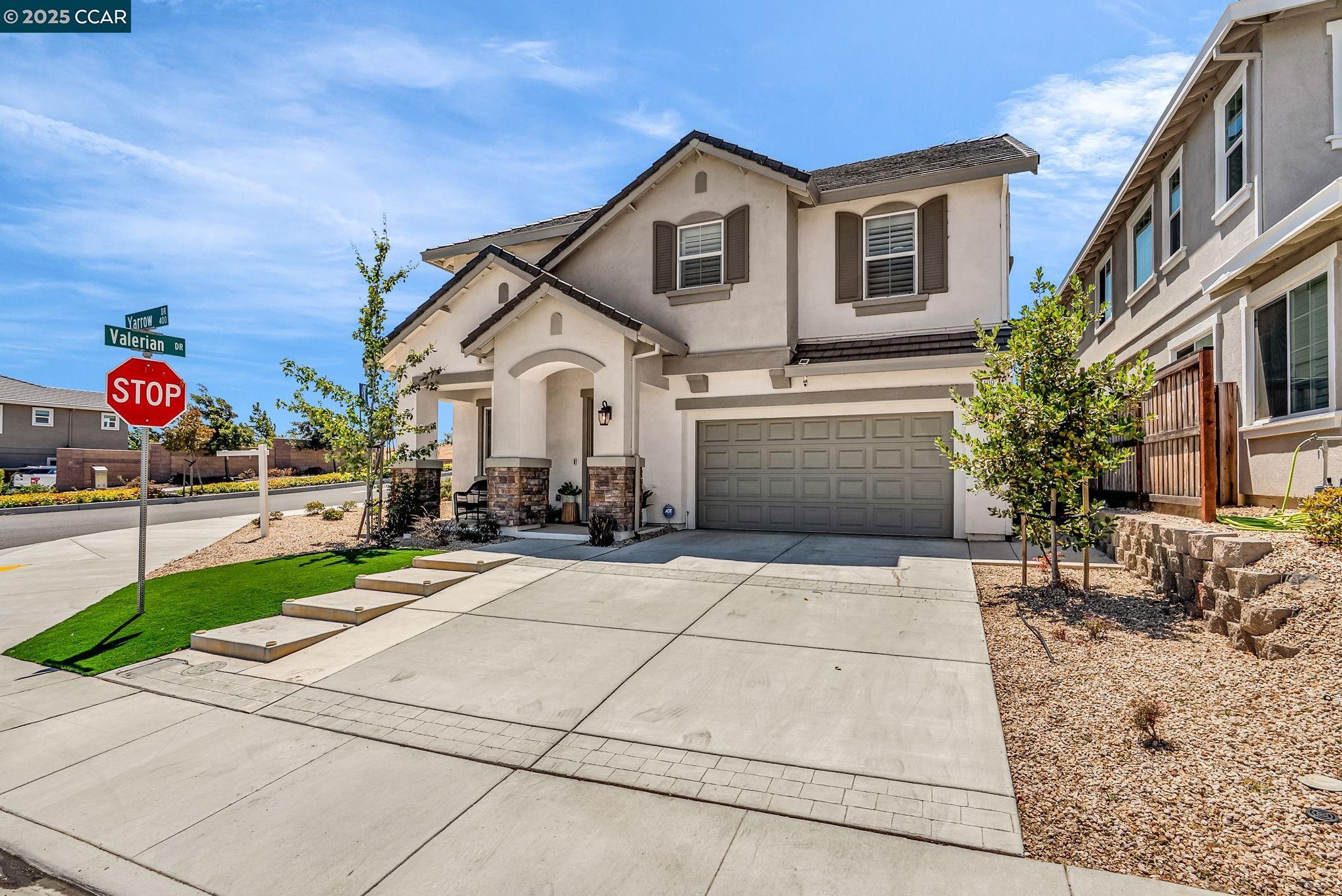 Detail Gallery Image 4 of 59 For 499 Yarrow Dr, Fairfield,  CA 94534 - 4 Beds | 2/1 Baths