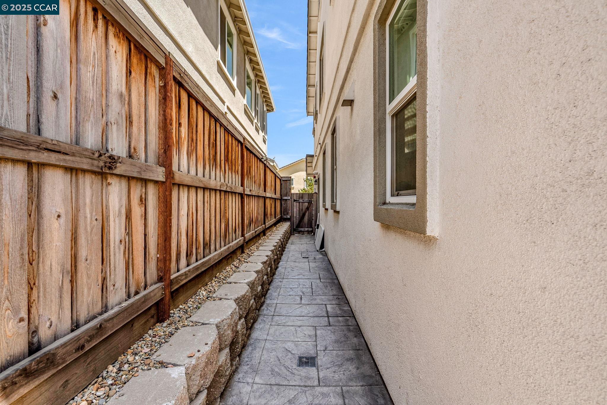 Detail Gallery Image 51 of 59 For 499 Yarrow Dr, Fairfield,  CA 94534 - 4 Beds | 2/1 Baths