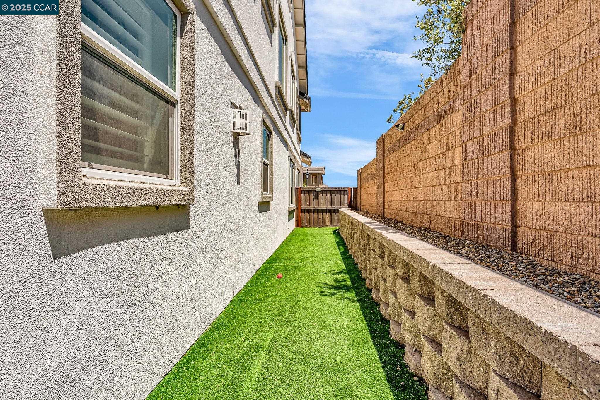 Detail Gallery Image 52 of 59 For 499 Yarrow Dr, Fairfield,  CA 94534 - 4 Beds | 2/1 Baths