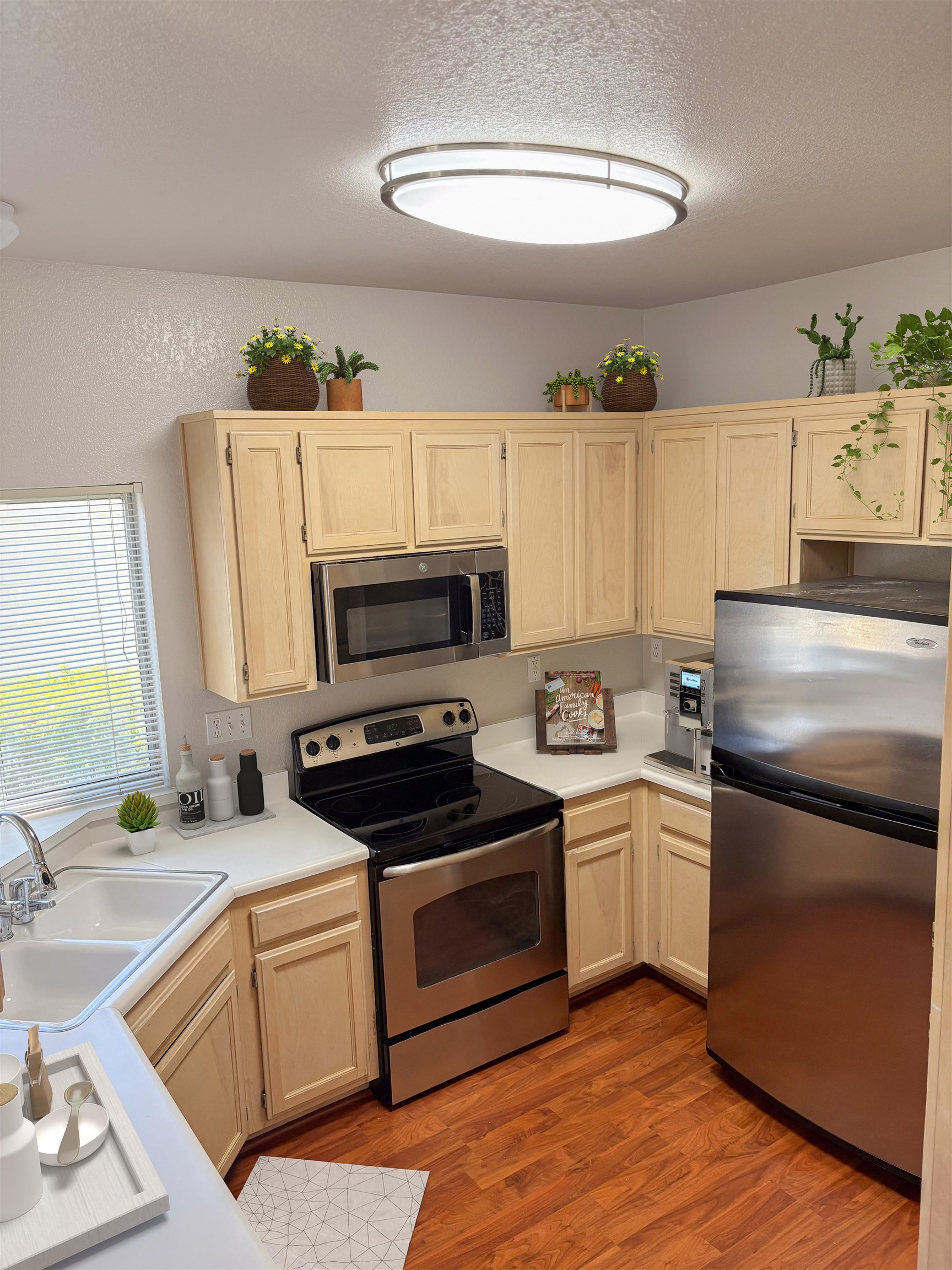 Detail Gallery Image 14 of 14 For 256 Napoli Court, Hercules,  CA 94547 - 3 Beds | 2 Baths