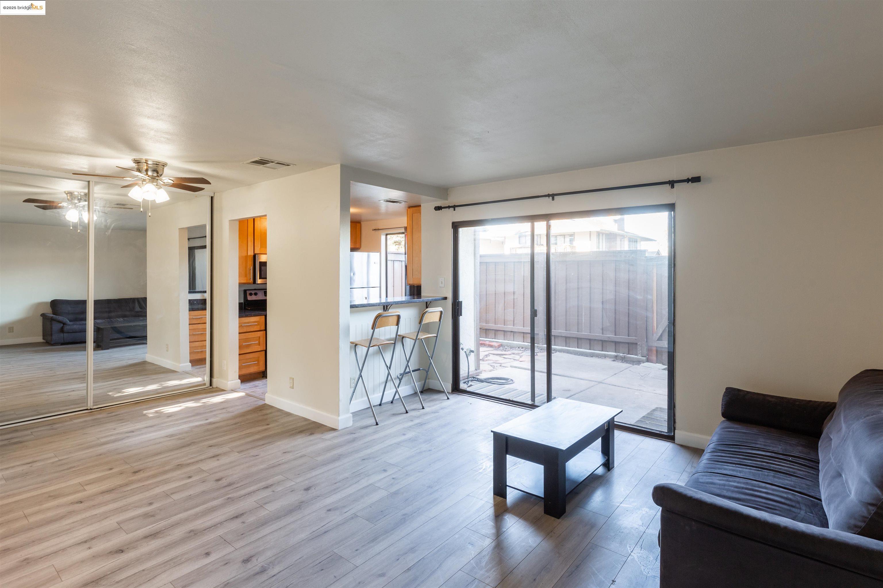 Photo #8: 41106147 Listing: Photo #8