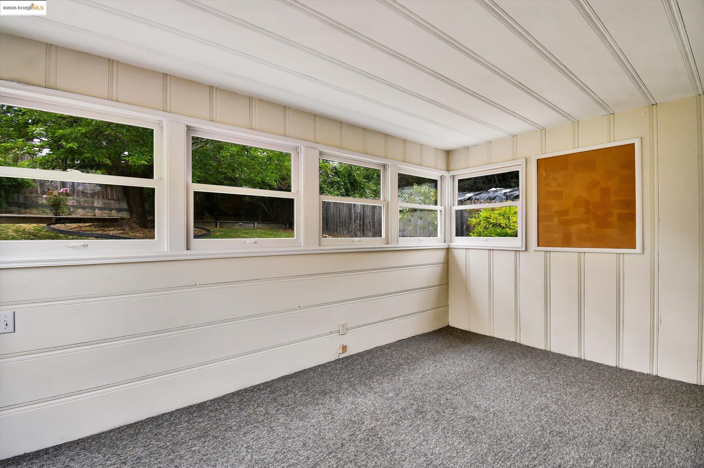 3817 Woodruff Ave, Oakland, California 94602, 2 Bedrooms Bedrooms, 6 Rooms Rooms,1 BathroomBathrooms,Residential,For Sale,3817 Woodruff Ave,41106148