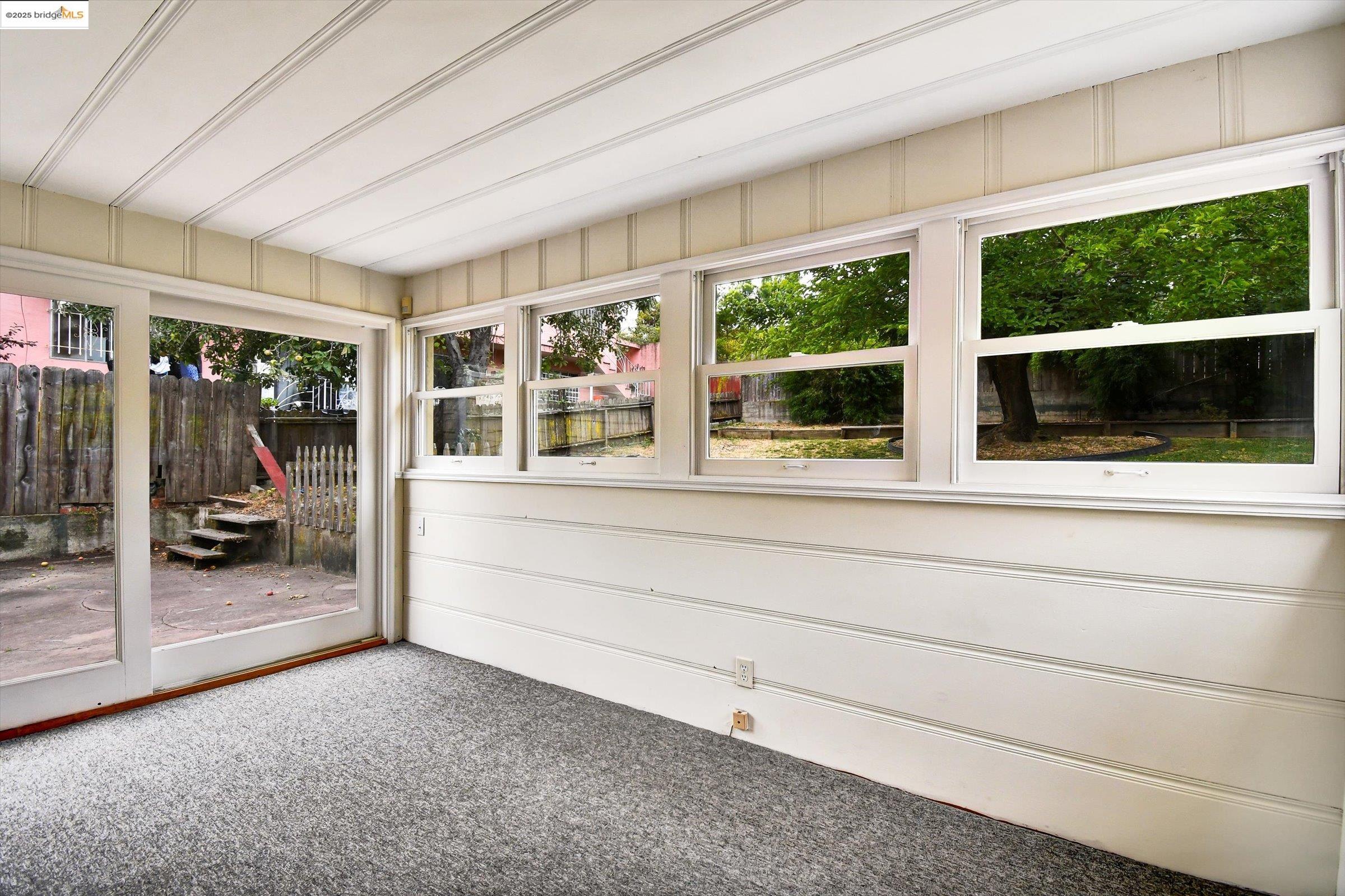 3817 Woodruff Ave, Oakland, California 94602, 2 Bedrooms Bedrooms, 6 Rooms Rooms,1 BathroomBathrooms,Residential,For Sale,3817 Woodruff Ave,41106148