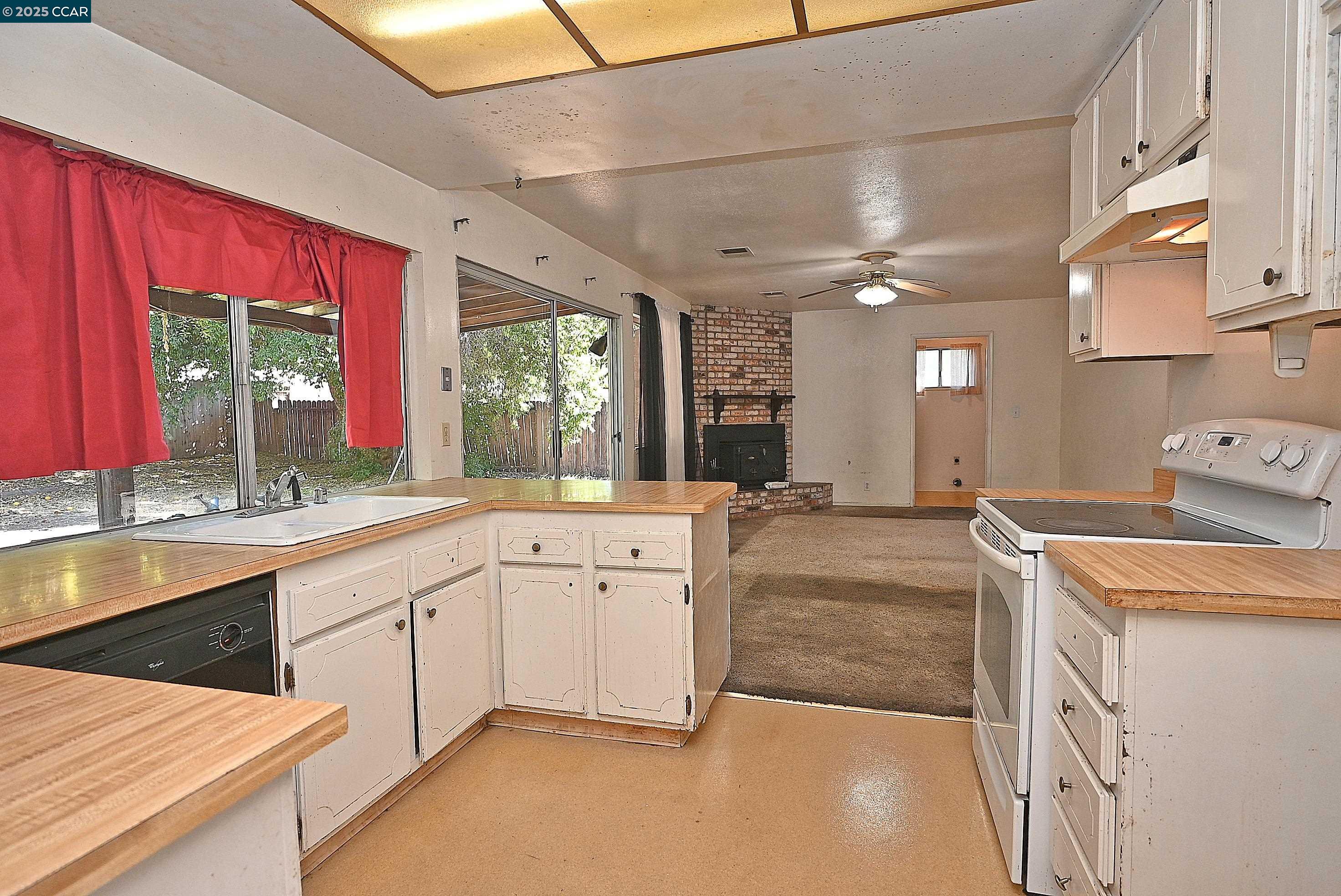 424 Chelsea Way, Fairfield, California 94533, 3 Bedrooms Bedrooms, 9 Rooms Rooms,2 BathroomsBathrooms,Residential,For Sale,424 Chelsea Way,41106149