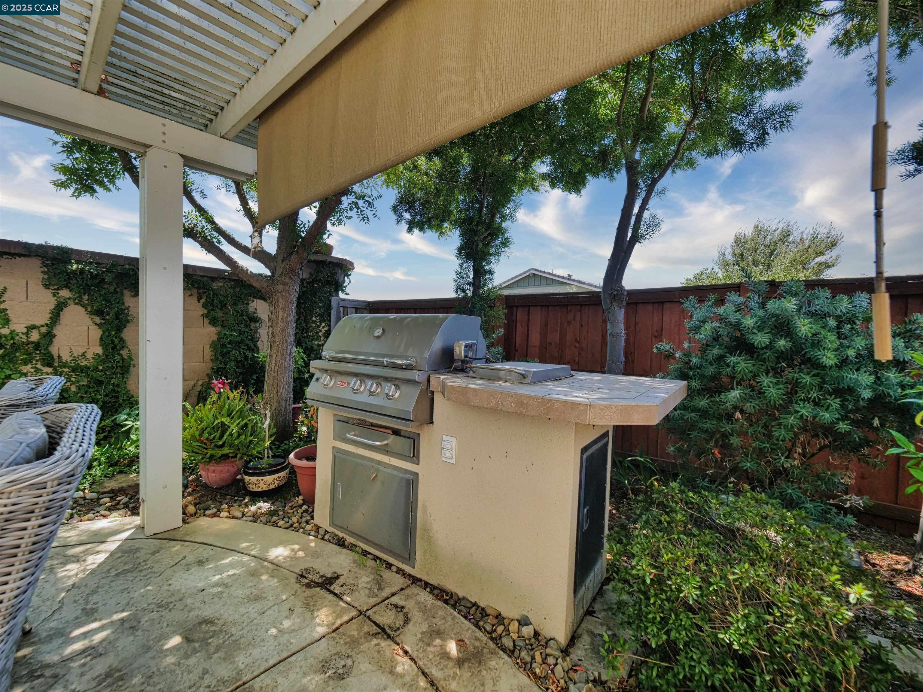 335 Suez Canal Lane, Sacramento, California 95834, 2 Bedrooms Bedrooms, 5 Rooms Rooms,2 BathroomsBathrooms,Residential,For Sale,335 Suez Canal Lane,41106150