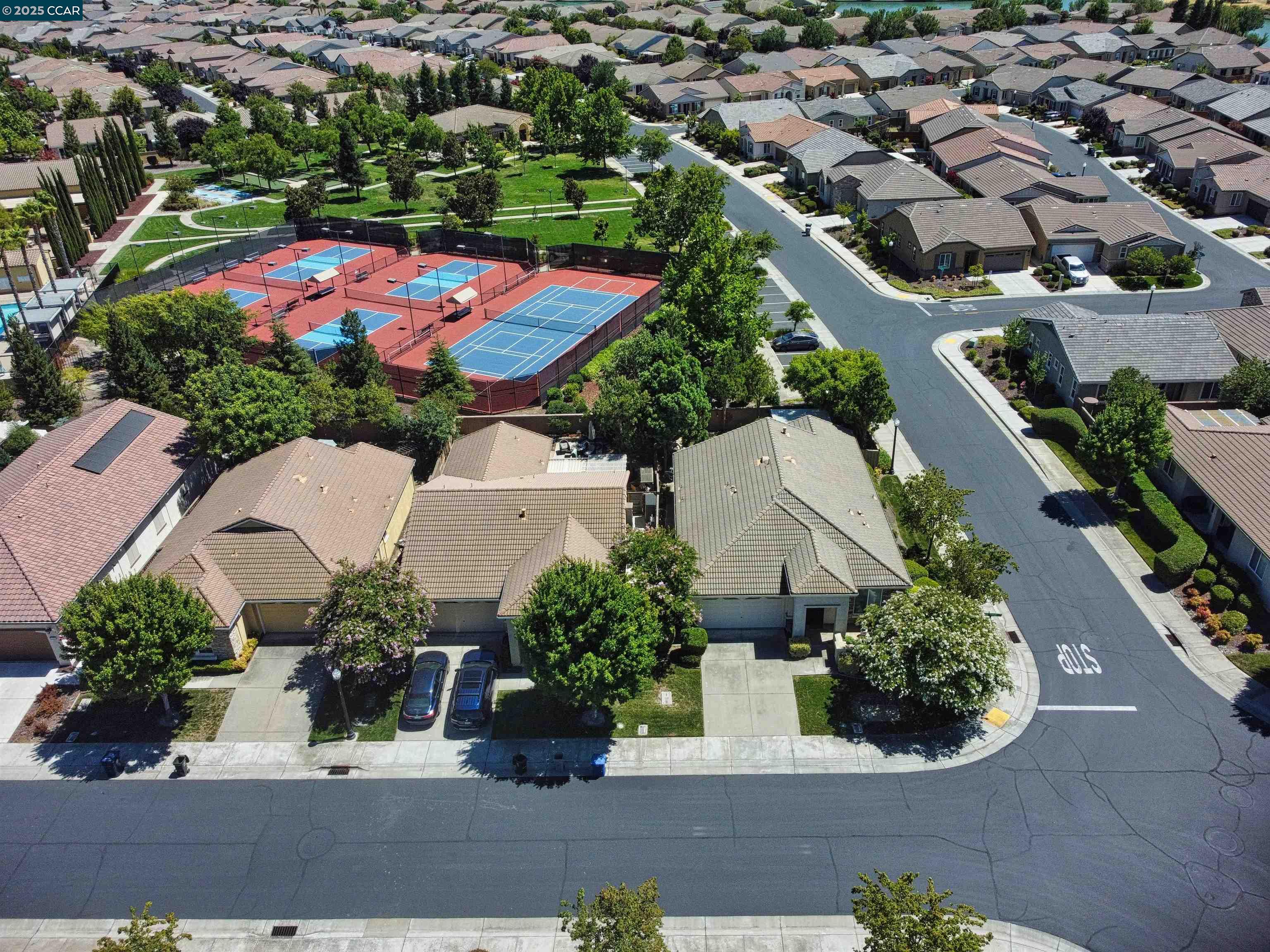 335 Suez Canal Lane, Sacramento, California 95834, 2 Bedrooms Bedrooms, 5 Rooms Rooms,2 BathroomsBathrooms,Residential,For Sale,335 Suez Canal Lane,41106150