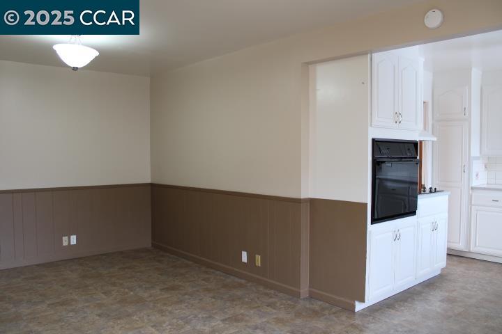 6775 Kenilworth Ave, El Cerrito, California 94530, 2 Bedrooms Bedrooms, 7 Rooms Rooms,2 BathroomsBathrooms,Residential Lease,For Rent,6775 Kenilworth Ave,41106151