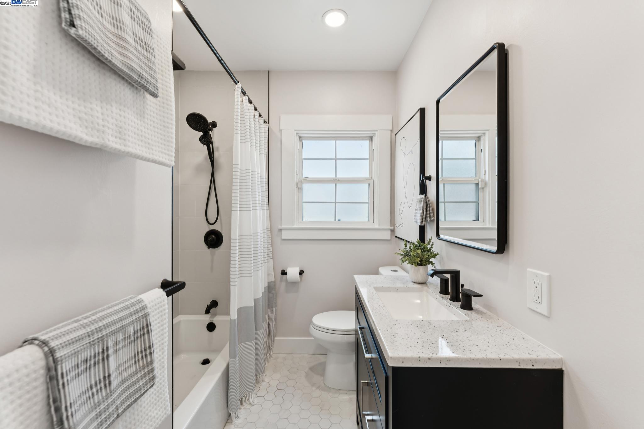 2512 67th Ave, Oakland, California 94605, 2 Bedrooms Bedrooms, 4 Rooms Rooms,1 BathroomBathrooms,Residential,For Sale,2512 67th Ave,41106155