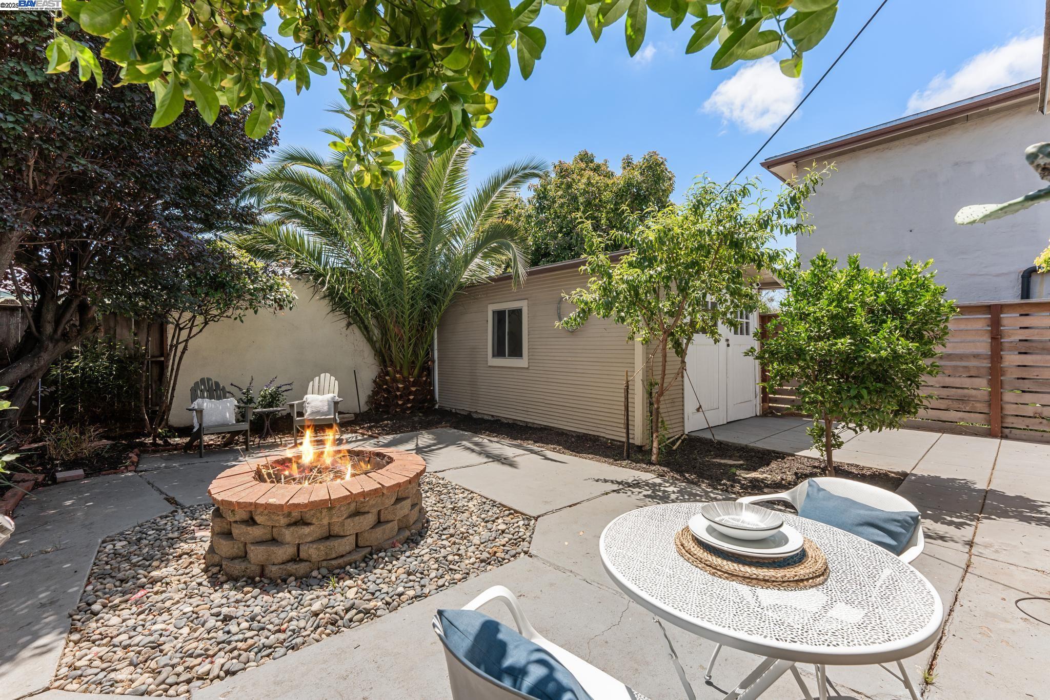 2512 67th Ave, Oakland, California 94605, 2 Bedrooms Bedrooms, 4 Rooms Rooms,1 BathroomBathrooms,Residential,For Sale,2512 67th Ave,41106155