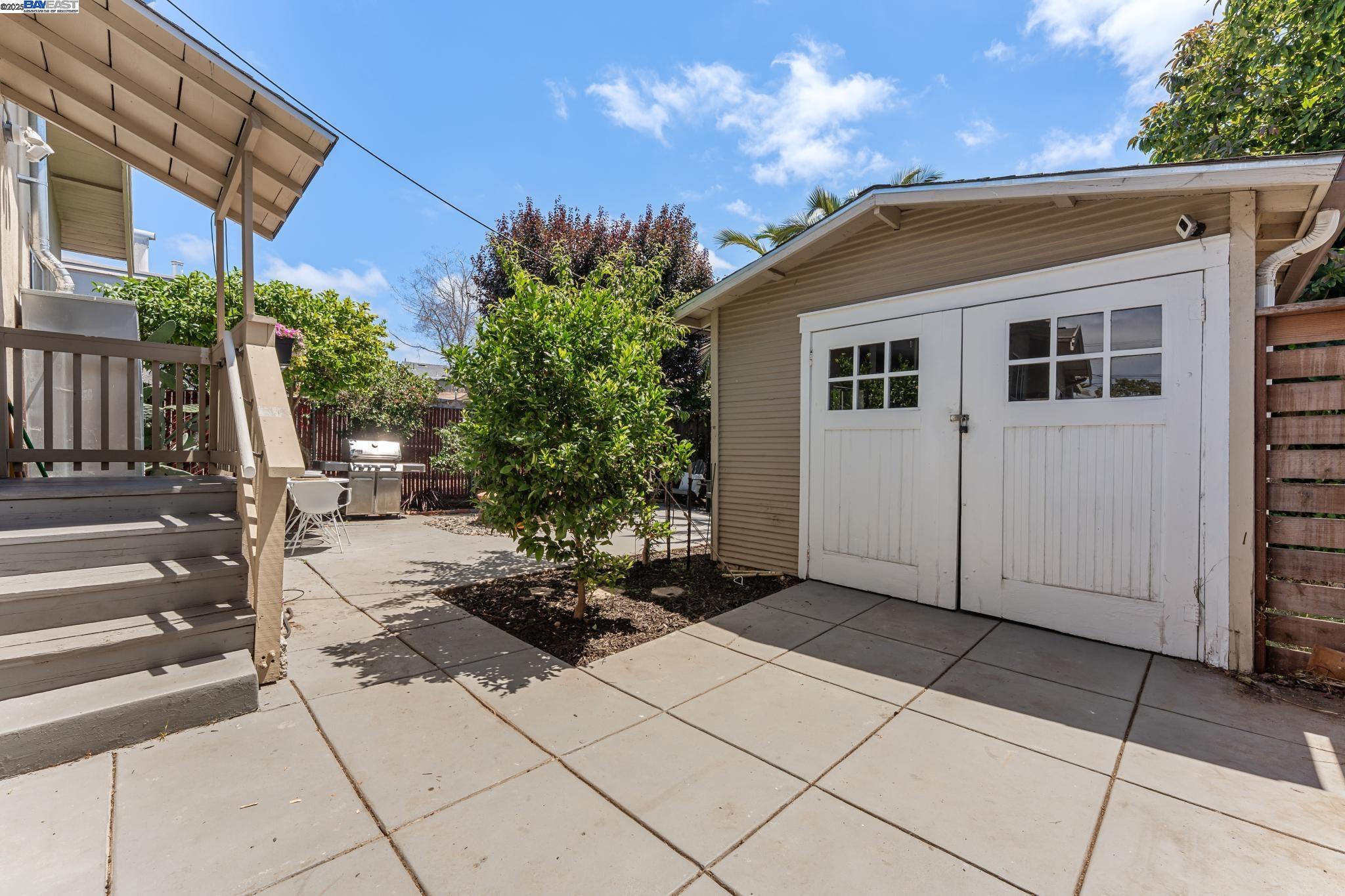 2512 67th Ave, Oakland, California 94605, 2 Bedrooms Bedrooms, 4 Rooms Rooms,1 BathroomBathrooms,Residential,For Sale,2512 67th Ave,41106155
