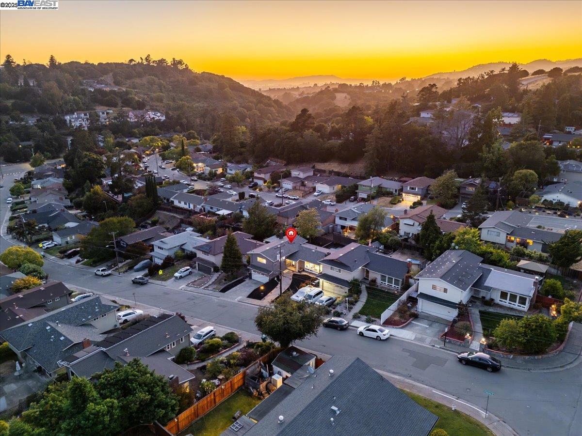 4847 Dunkirk Ave, Oakland, California 94605, 4 Bedrooms Bedrooms, 7 Rooms Rooms,2 BathroomsBathrooms,Residential,For Sale,4847 Dunkirk Ave,41106156
