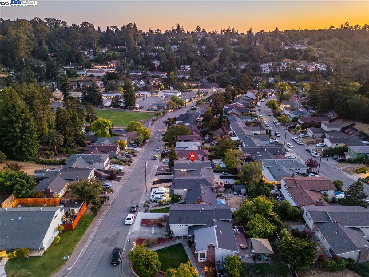4847 Dunkirk Ave, Oakland, California 94605, 4 Bedrooms Bedrooms, 7 Rooms Rooms,2 BathroomsBathrooms,Residential,For Sale,4847 Dunkirk Ave,41106156
