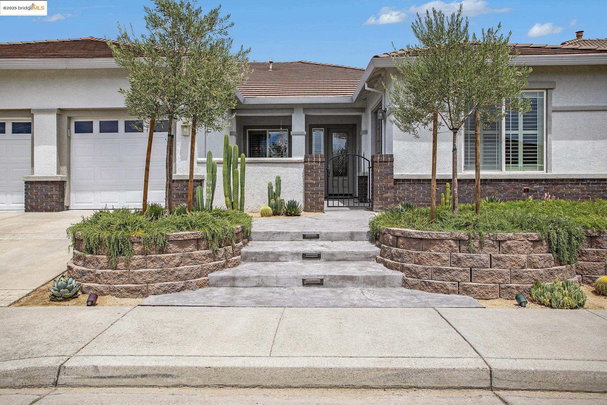 1283 St Edmunds Way, Brentwood, California 94513, 2 Bedrooms Bedrooms, 8 Rooms Rooms,2 BathroomsBathrooms,Residential,For Sale,1283 St Edmunds Way,41106157