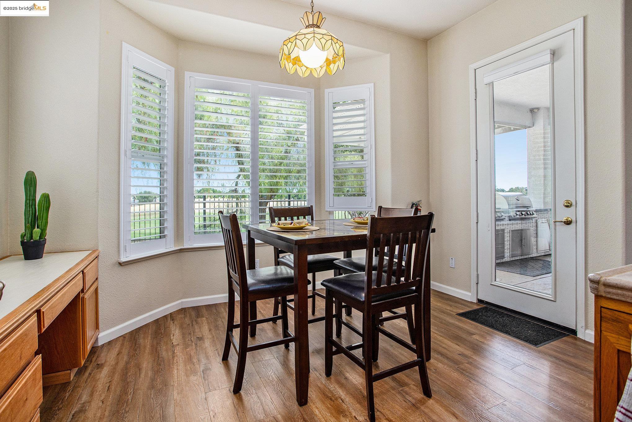 1283 St Edmunds Way, Brentwood, California 94513, 2 Bedrooms Bedrooms, 8 Rooms Rooms,2 BathroomsBathrooms,Residential,For Sale,1283 St Edmunds Way,41106157