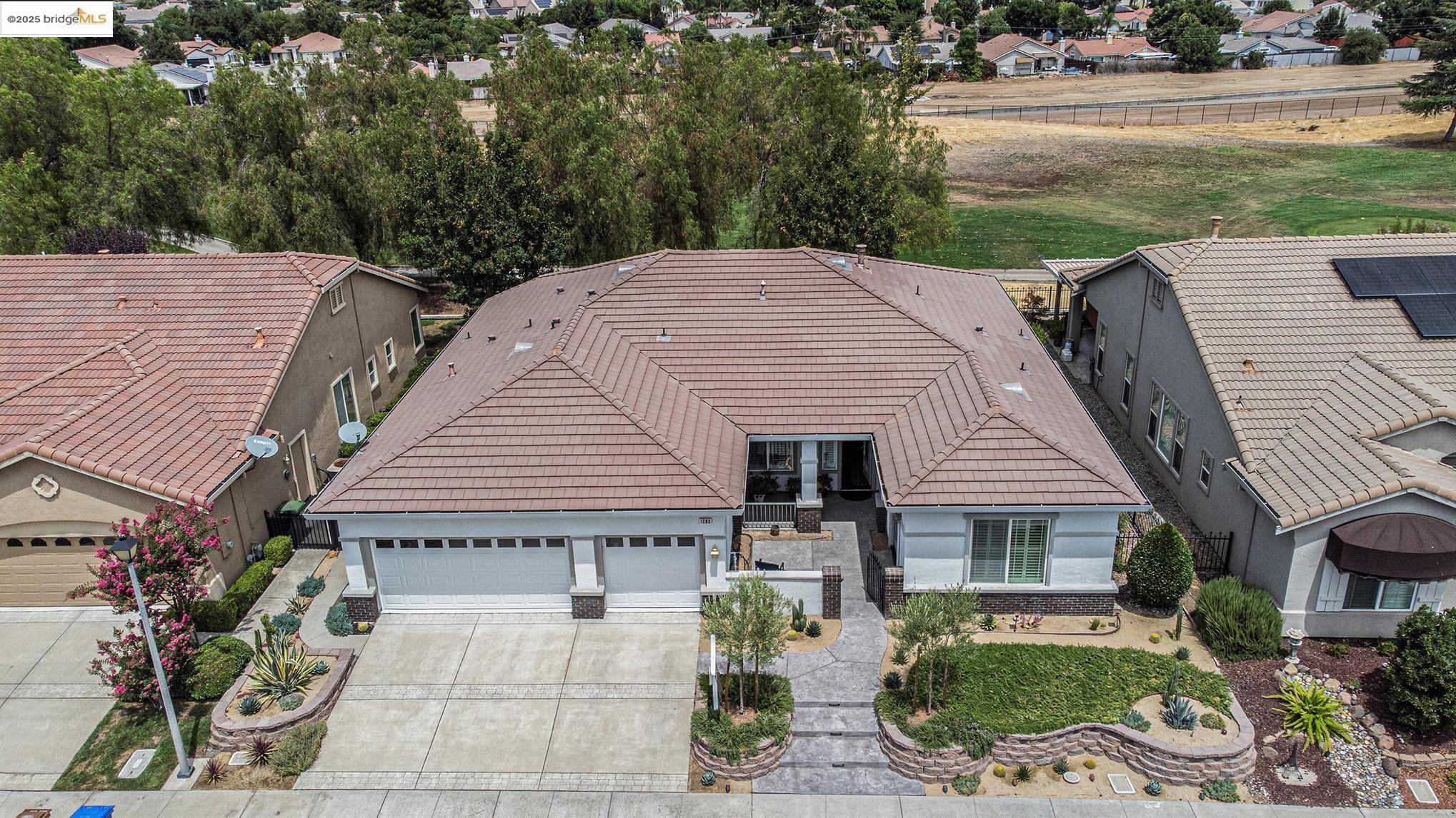 1283 St Edmunds Way, Brentwood, California 94513, 2 Bedrooms Bedrooms, 8 Rooms Rooms,2 BathroomsBathrooms,Residential,For Sale,1283 St Edmunds Way,41106157