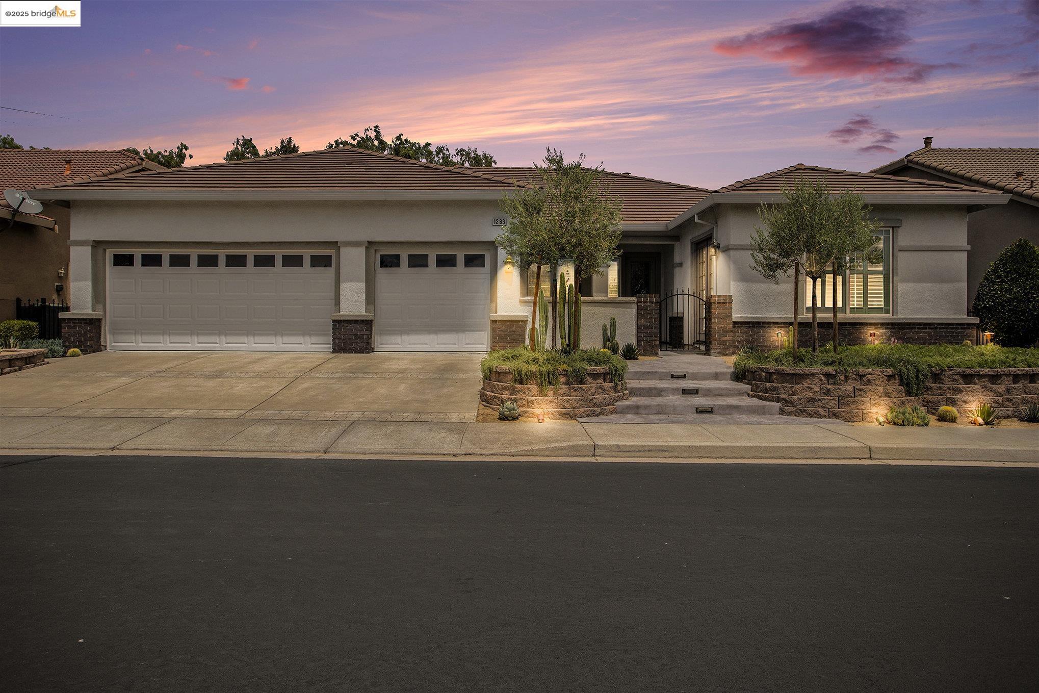 1283 St Edmunds Way, Brentwood, California 94513, 2 Bedrooms Bedrooms, 8 Rooms Rooms,2 BathroomsBathrooms,Residential,For Sale,1283 St Edmunds Way,41106157