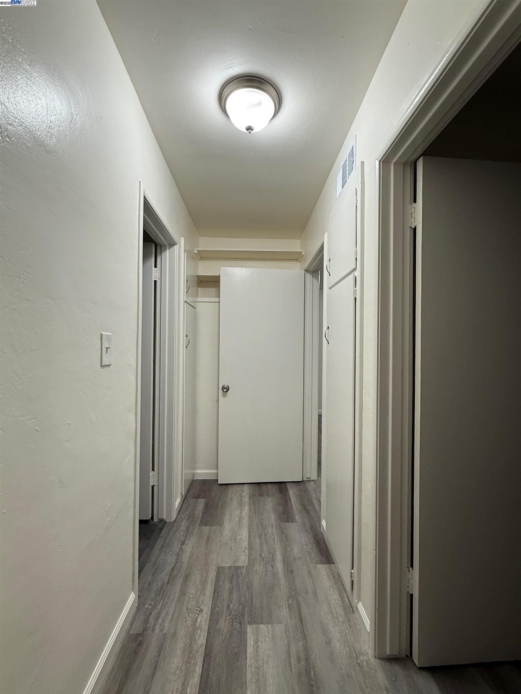 520 Bancroft Ave # 1, San Leandro, California 94577, 2 Bedrooms Bedrooms, 6 Rooms Rooms,1 BathroomBathrooms,Residential Lease,For Rent,520 Bancroft Ave # 1,41106159