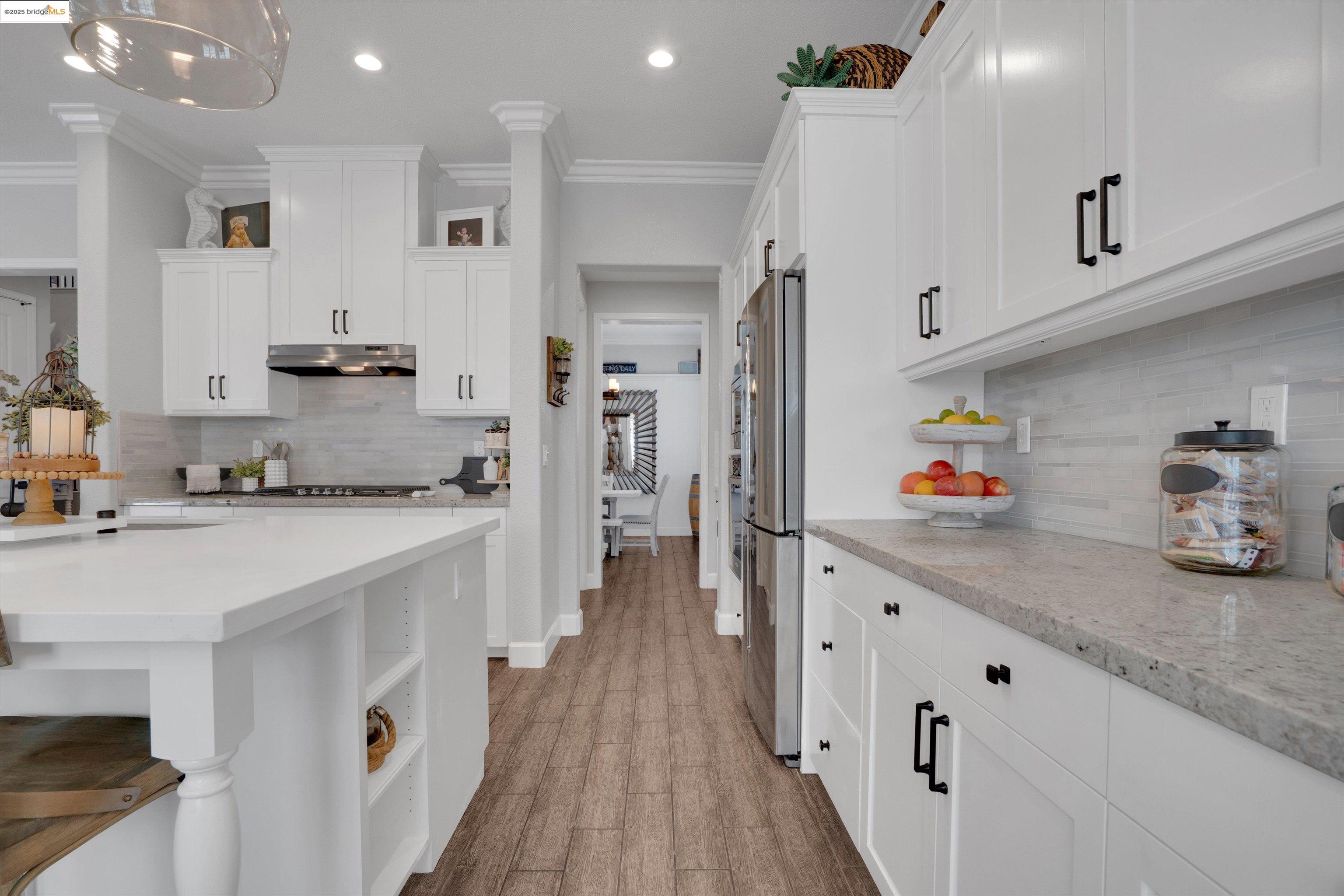 542 Harbor Cove Cir, Discovery Bay, California 94505, 4 Bedrooms Bedrooms, 11 Rooms Rooms,3 BathroomsBathrooms,Residential,For Sale,542 Harbor Cove Cir,41106160