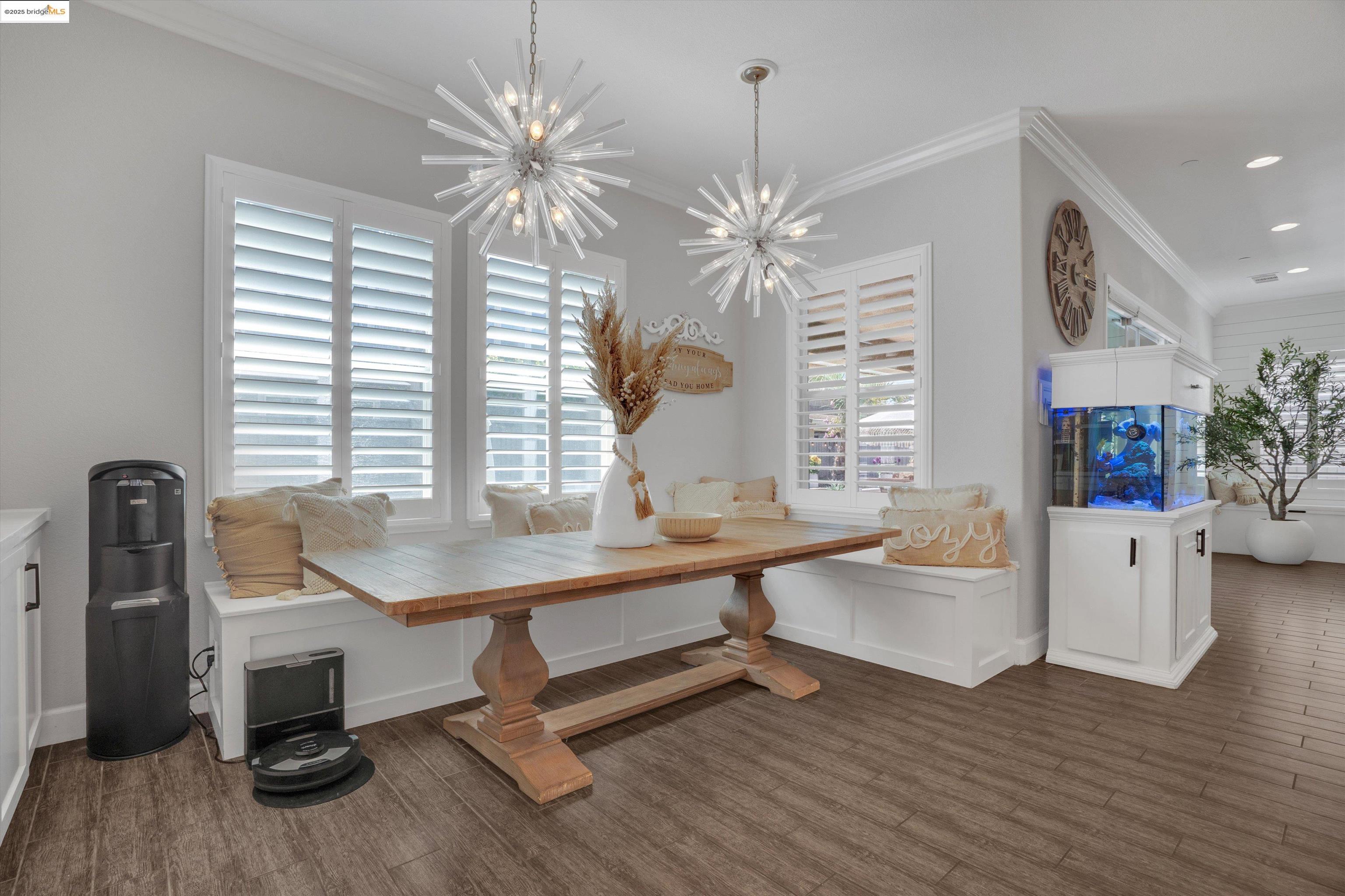 542 Harbor Cove Cir, Discovery Bay, California 94505, 4 Bedrooms Bedrooms, 11 Rooms Rooms,3 BathroomsBathrooms,Residential,For Sale,542 Harbor Cove Cir,41106160