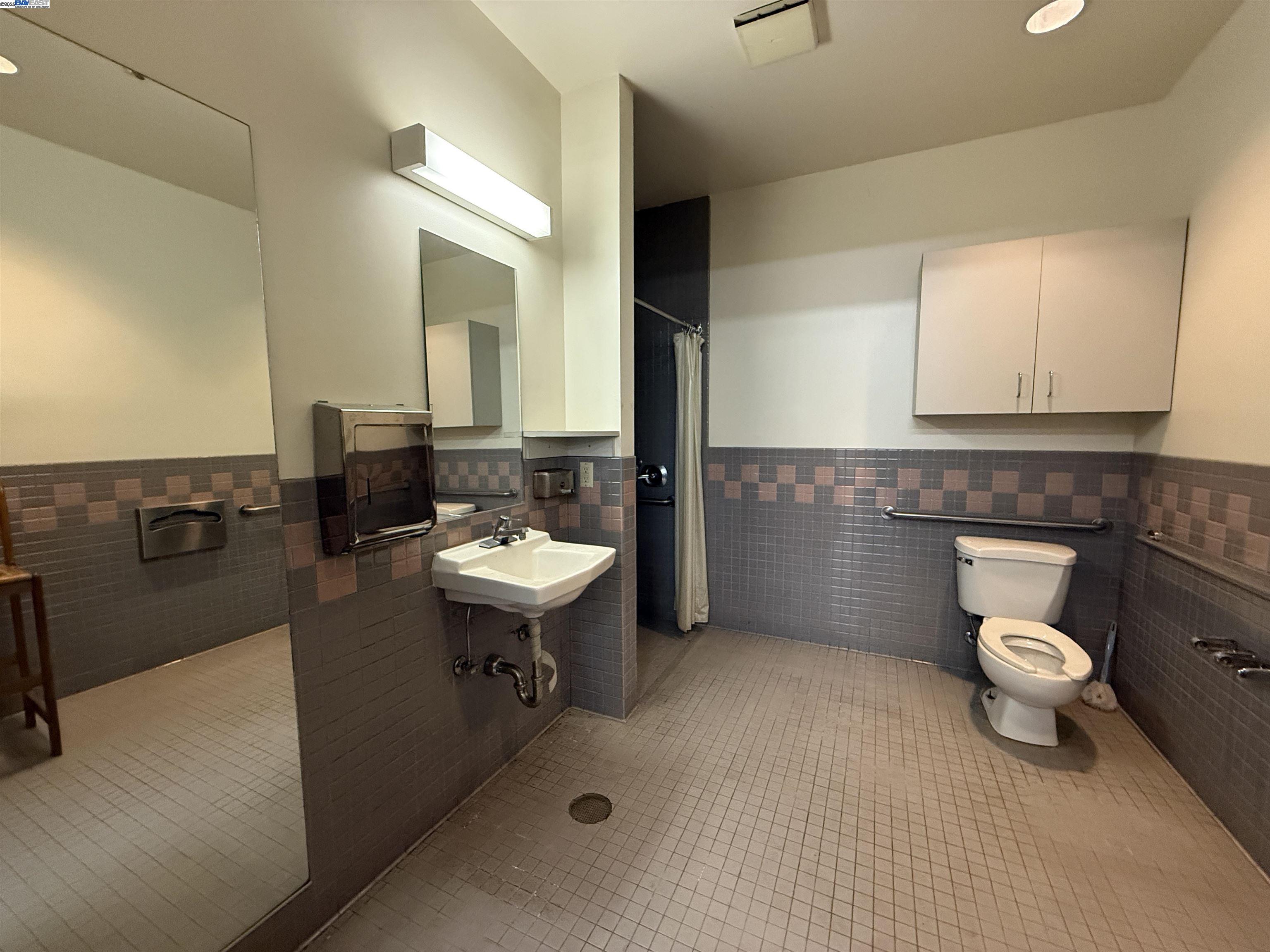 44238 Fremont Blvd, Fremont, California 94538, ,Commercial Lease,For Rent,44238 Fremont Blvd,41106163