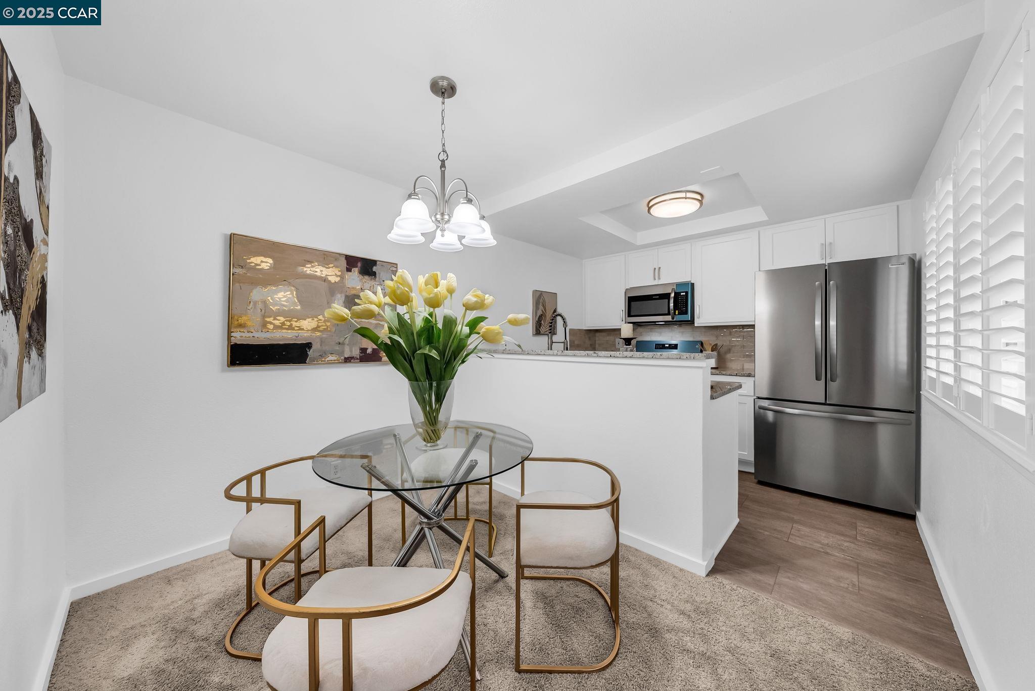 1318 B Street #105, Hayward, California 94541, 2 Bedrooms Bedrooms, 6 Rooms Rooms,1 BathroomBathrooms,Residential,For Sale,1318 B Street #105,41106166