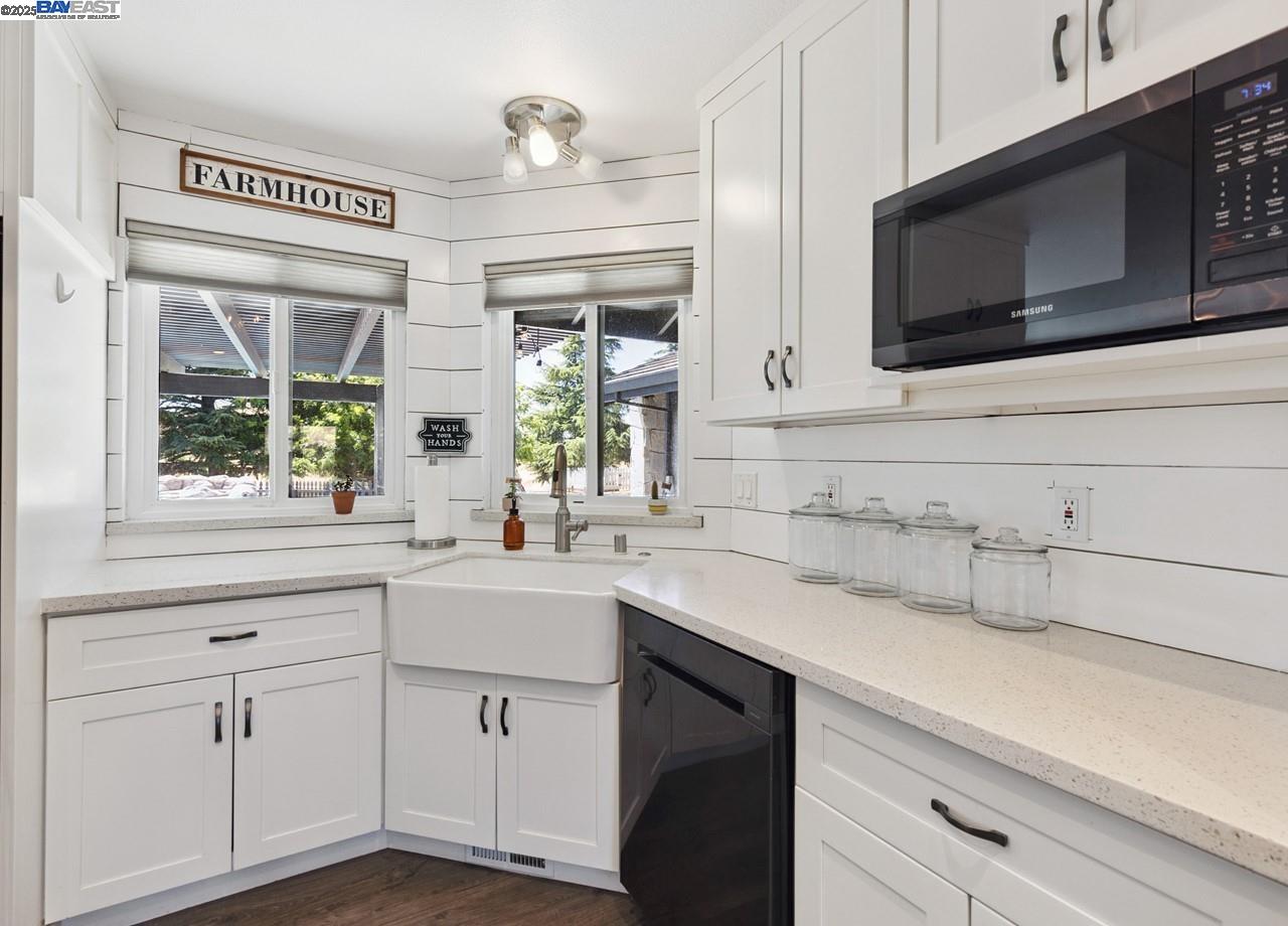 8191 Highland Rd, Livermore, California 94551, 3 Bedrooms Bedrooms, 8 Rooms Rooms,3 BathroomsBathrooms,Residential,For Sale,8191 Highland Rd,41106169