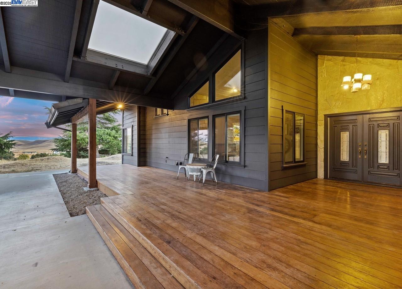 8191 Highland Rd, Livermore, California 94551, 3 Bedrooms Bedrooms, 8 Rooms Rooms,3 BathroomsBathrooms,Residential,For Sale,8191 Highland Rd,41106169