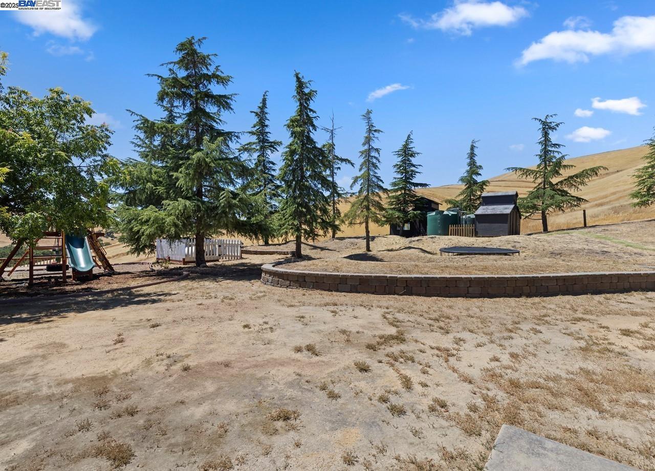 8191 Highland Rd, Livermore, California 94551, 3 Bedrooms Bedrooms, 8 Rooms Rooms,3 BathroomsBathrooms,Residential,For Sale,8191 Highland Rd,41106169