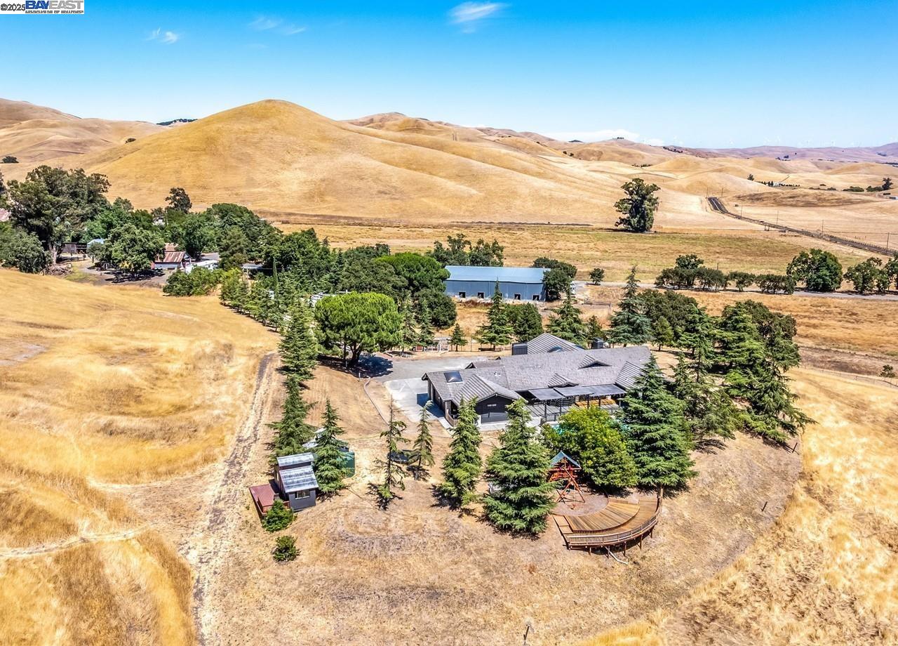 8191 Highland Rd, Livermore, California 94551, 3 Bedrooms Bedrooms, 8 Rooms Rooms,3 BathroomsBathrooms,Residential,For Sale,8191 Highland Rd,41106169