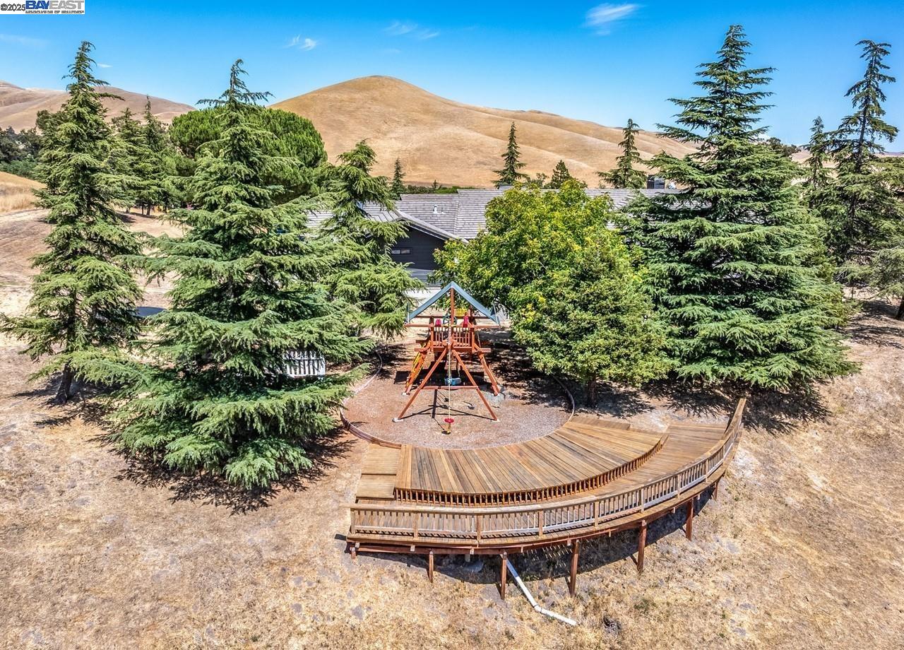 8191 Highland Rd, Livermore, California 94551, 3 Bedrooms Bedrooms, 8 Rooms Rooms,3 BathroomsBathrooms,Residential,For Sale,8191 Highland Rd,41106169