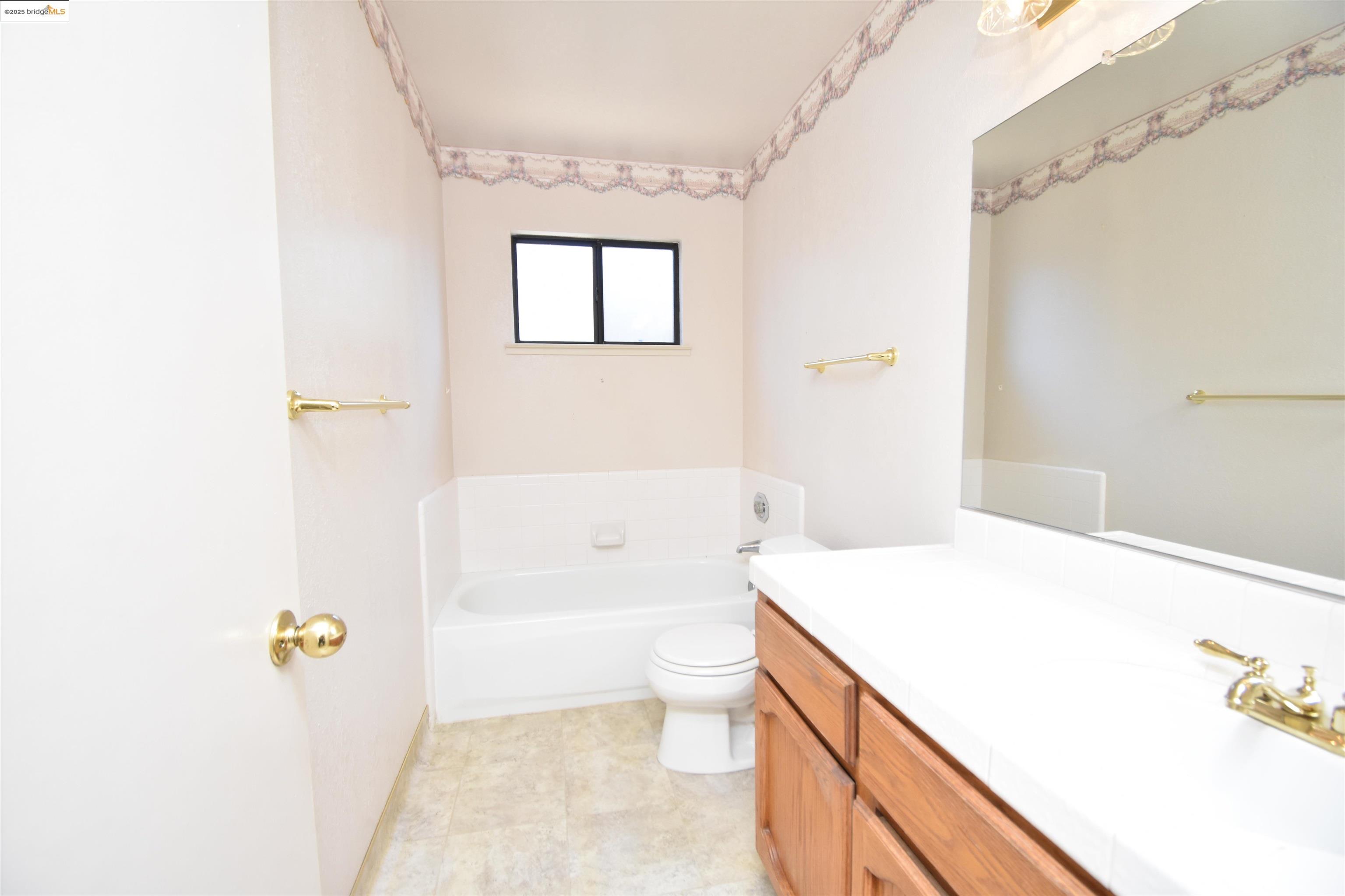 3124 Estate Dr, Stockton, California 95209, 3 Bedrooms Bedrooms, ,2 BathroomsBathrooms,Residential,For Sale,3124 Estate Dr,41106170
