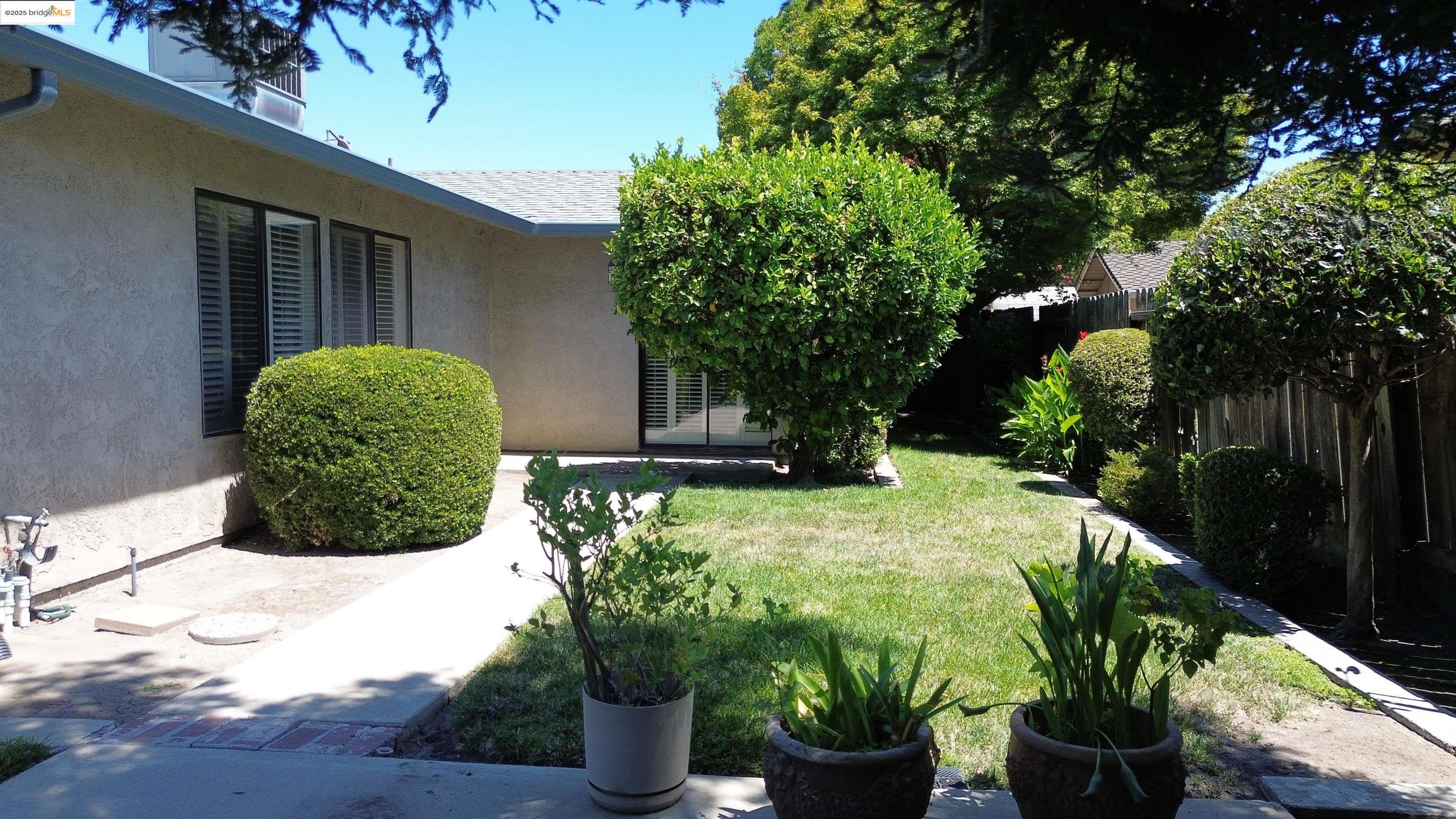 3124 Estate Dr, Stockton, California 95209, 3 Bedrooms Bedrooms, ,2 BathroomsBathrooms,Residential,For Sale,3124 Estate Dr,41106170