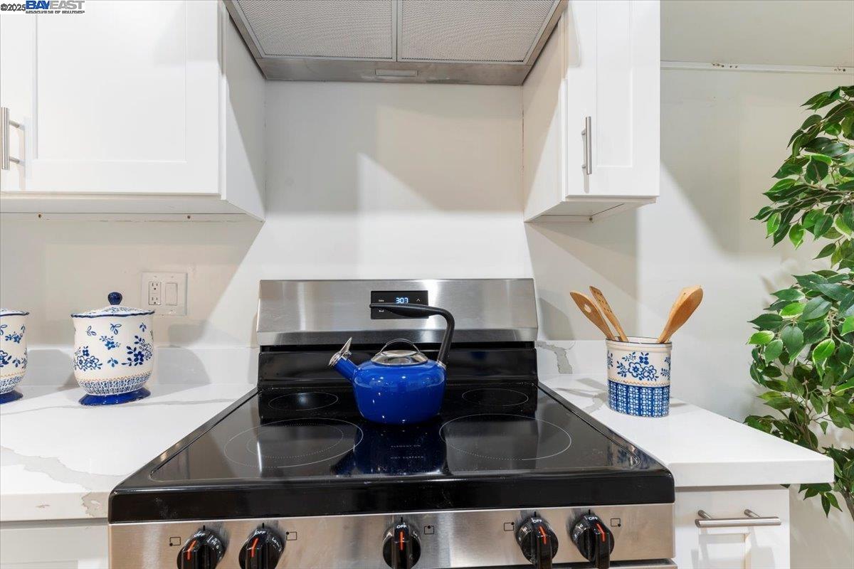 565 Lagunitas Ln, Hayward, California 94544, 3 Bedrooms Bedrooms, 5 Rooms Rooms,2 BathroomsBathrooms,Residential,For Sale,565 Lagunitas Ln,41106171