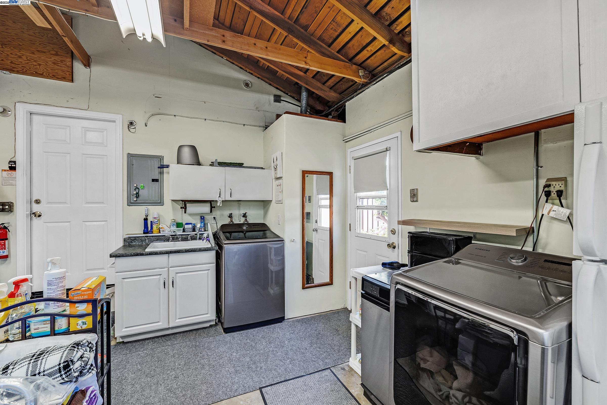 2611 Quail Ct., Union City, California 94587, 3 Bedrooms Bedrooms, 6 Rooms Rooms,2 BathroomsBathrooms,Residential,For Sale,2611 Quail Ct.,41106172