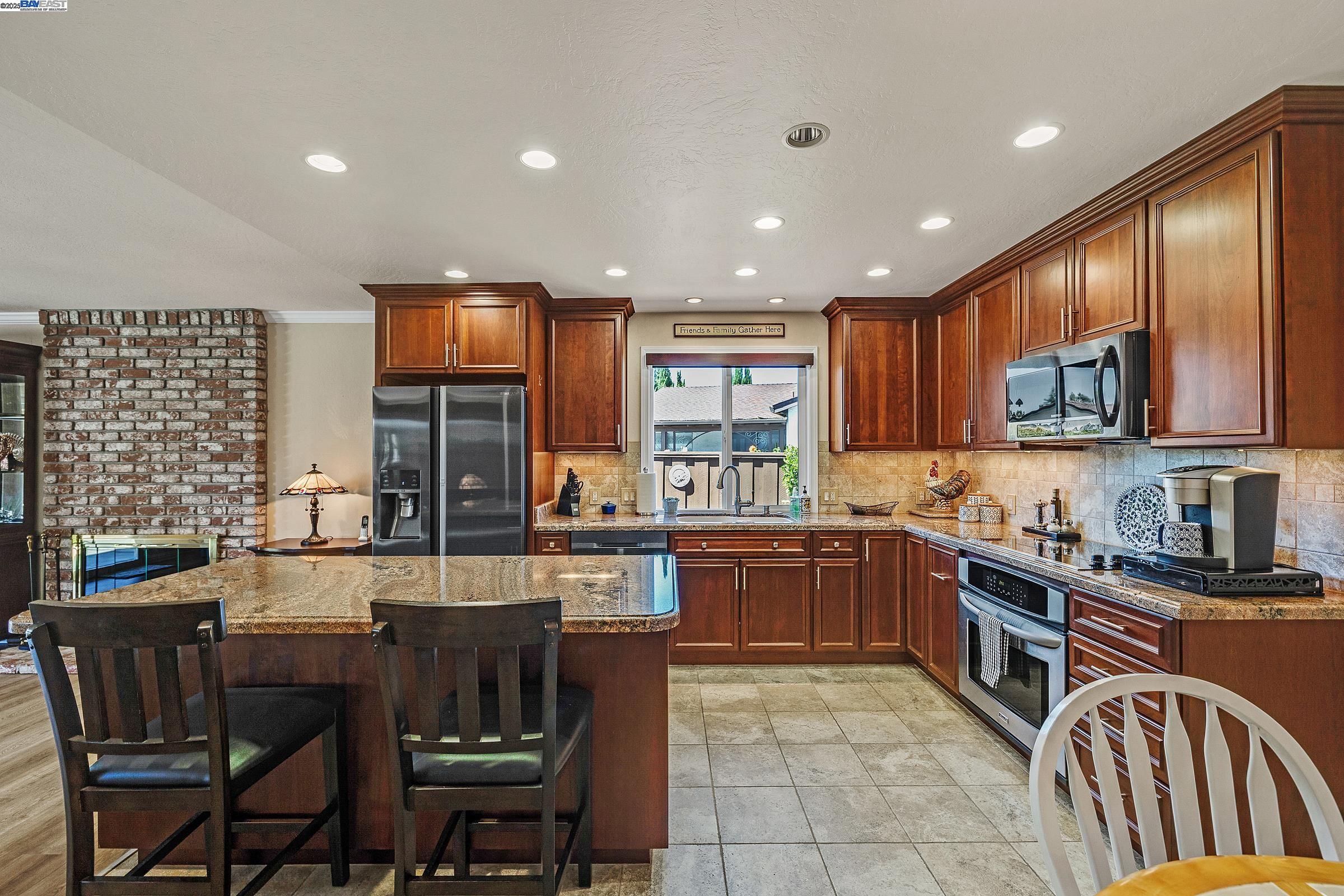 2611 Quail Ct., Union City, California 94587, 3 Bedrooms Bedrooms, 6 Rooms Rooms,2 BathroomsBathrooms,Residential,For Sale,2611 Quail Ct.,41106172