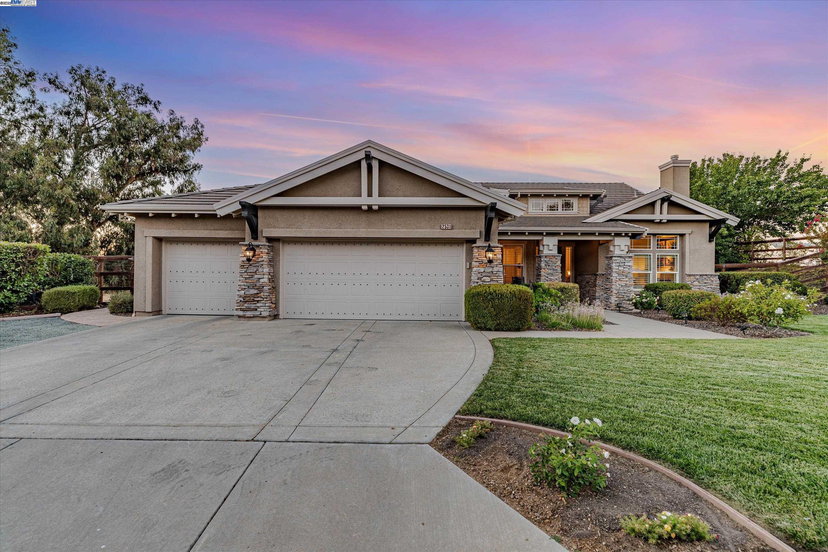 2531 Leona Pl, Pleasanton, California 94566, 5 Bedrooms Bedrooms, 9 Rooms Rooms,3 BathroomsBathrooms,Residential,For Sale,2531 Leona Pl,41106173