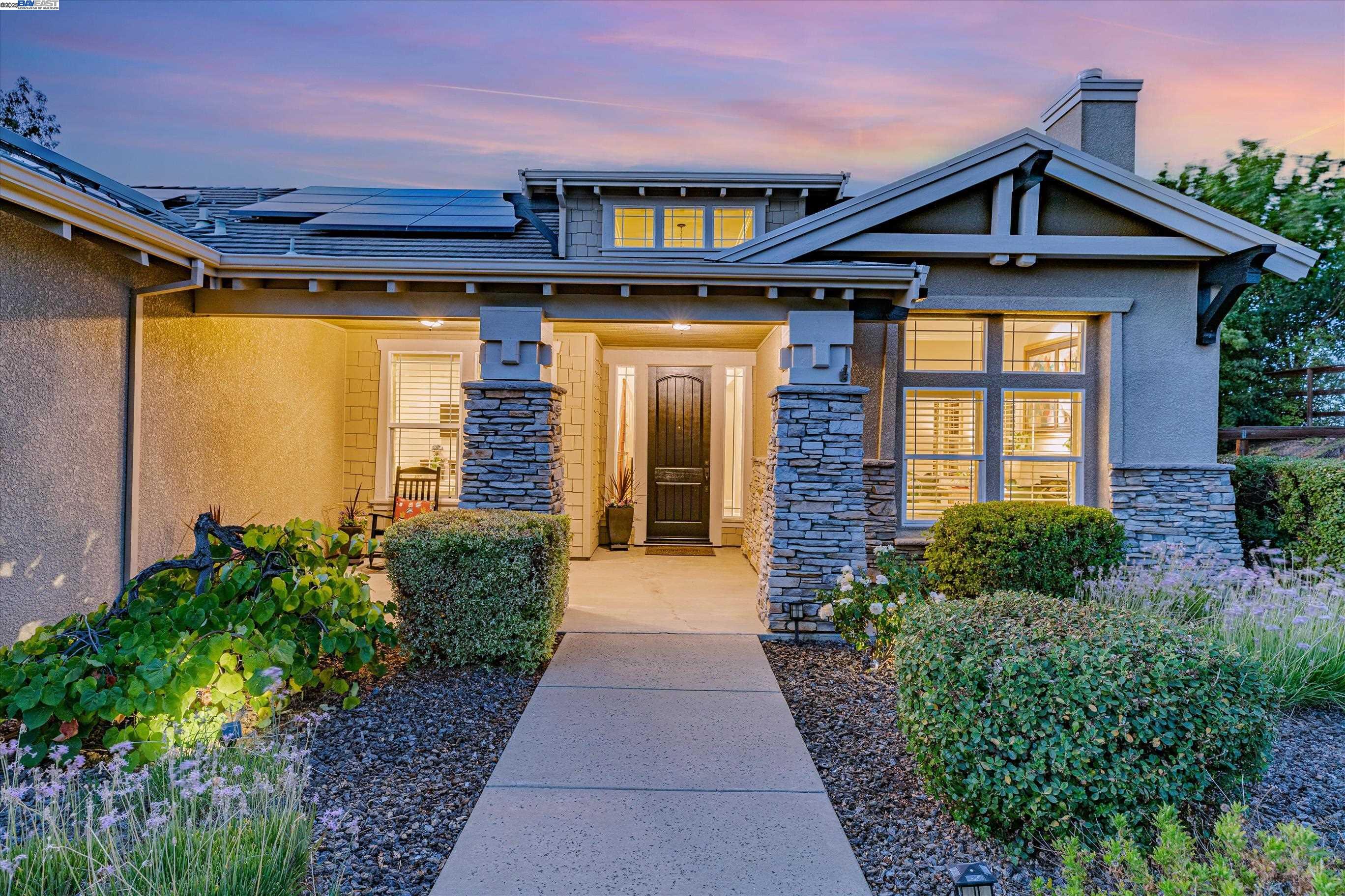 2531 Leona Pl, Pleasanton, California 94566, 5 Bedrooms Bedrooms, 9 Rooms Rooms,3 BathroomsBathrooms,Residential,For Sale,2531 Leona Pl,41106173