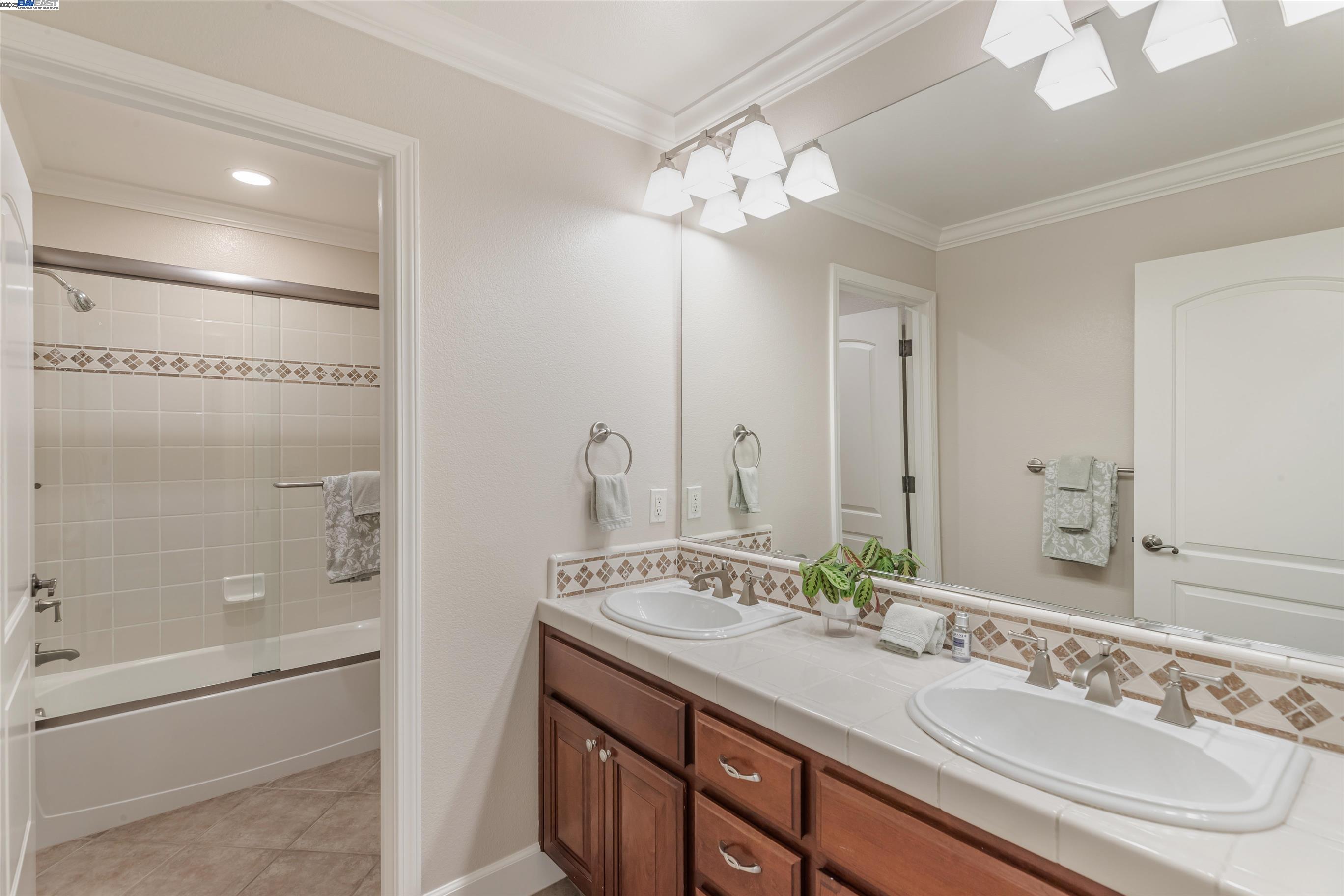2531 Leona Pl, Pleasanton, California 94566, 5 Bedrooms Bedrooms, 9 Rooms Rooms,3 BathroomsBathrooms,Residential,For Sale,2531 Leona Pl,41106173