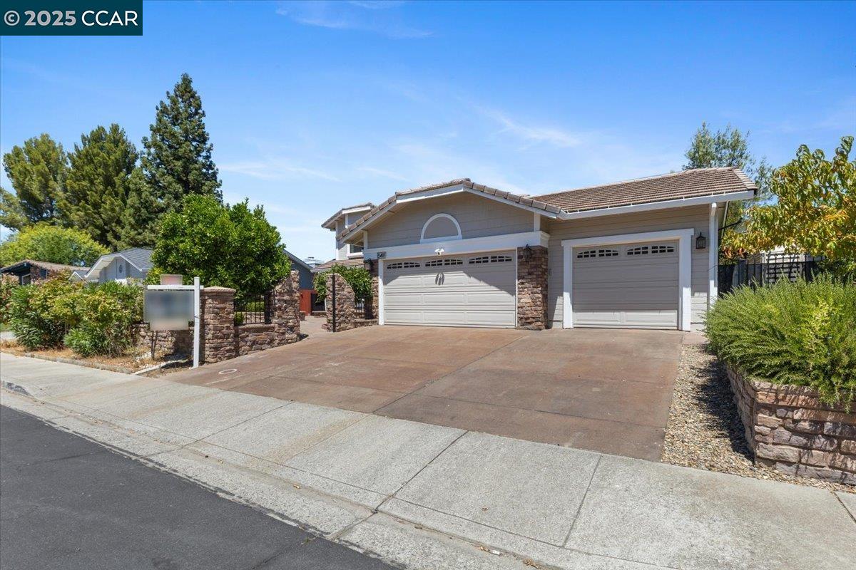Detail Gallery Image 59 of 60 For 5497 Silver Sage Ct, Concord,  CA 94521 - 4 Beds | 3 Baths