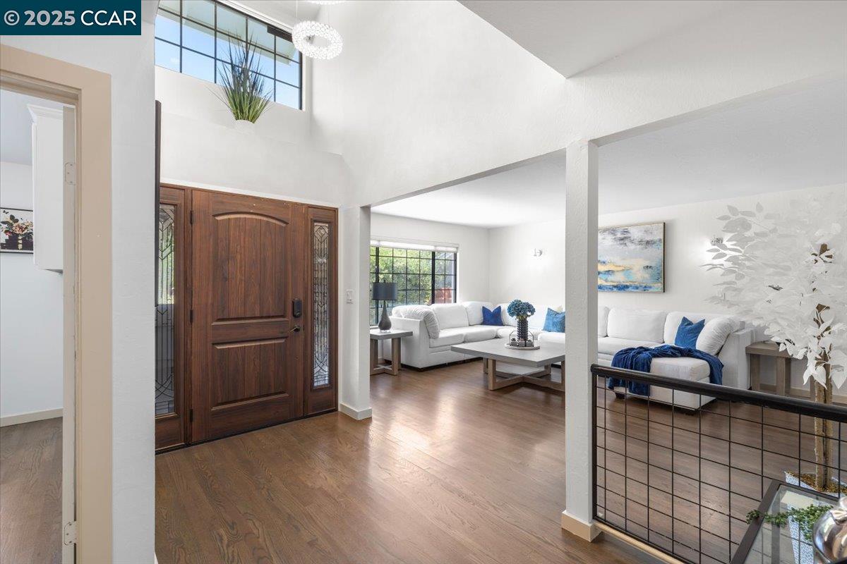 Detail Gallery Image 8 of 60 For 5497 Silver Sage Ct, Concord,  CA 94521 - 4 Beds | 3 Baths