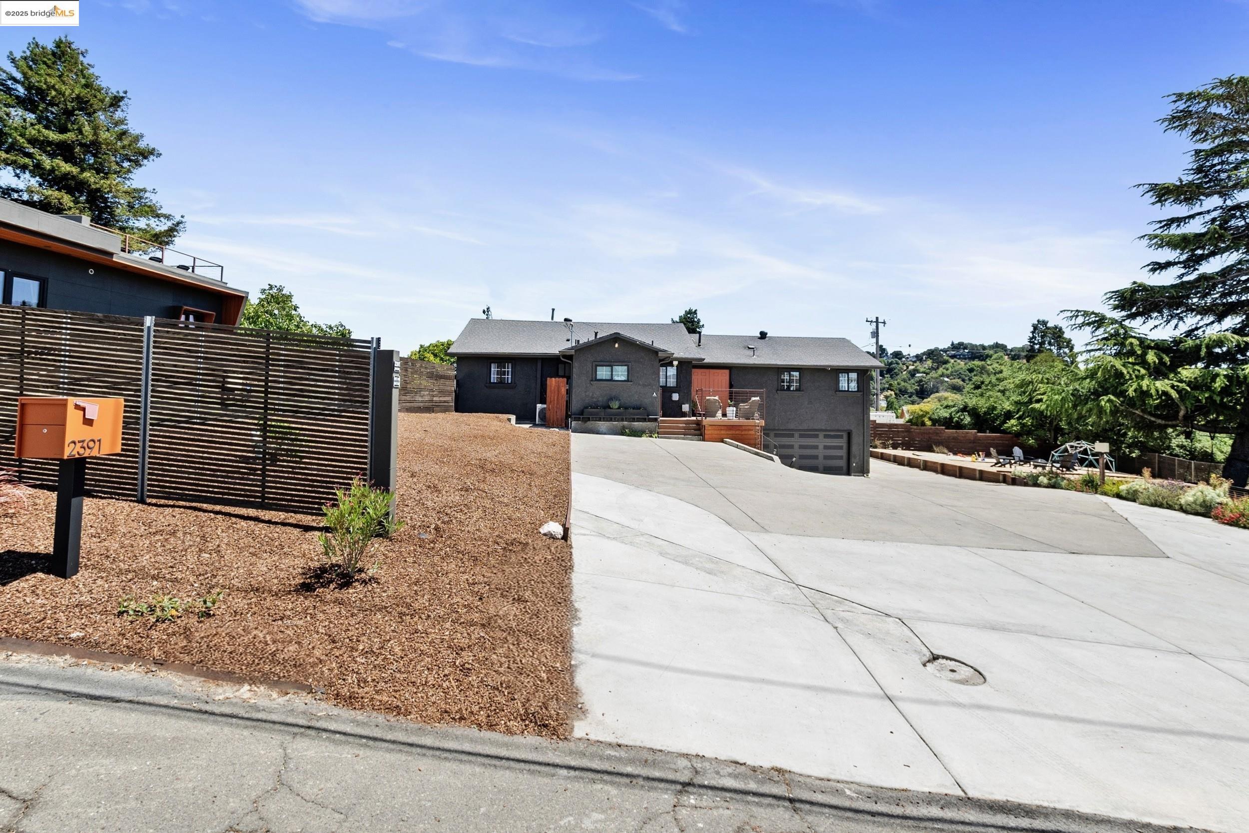 2391 Rancho Rd, El Sobrante, California 94803, 6 Bedrooms Bedrooms, 13 Rooms Rooms,4 BathroomsBathrooms,Residential,For Sale,2391 Rancho Rd,41106177