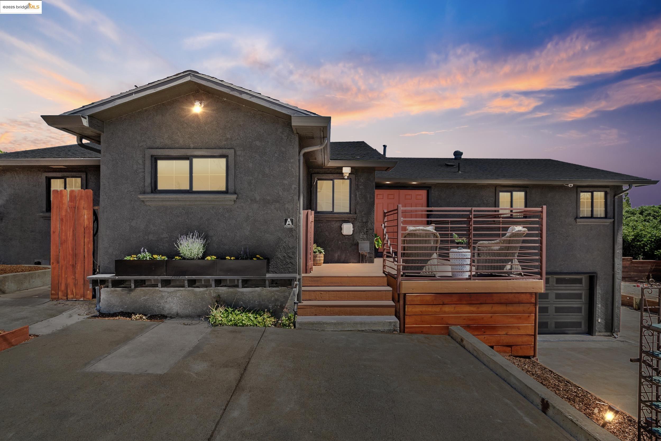 Detail Gallery Image 13 of 43 For 2391 Rancho Rd, El Sobrante,  CA 94803-1138 - 6 Beds | 4 Baths
